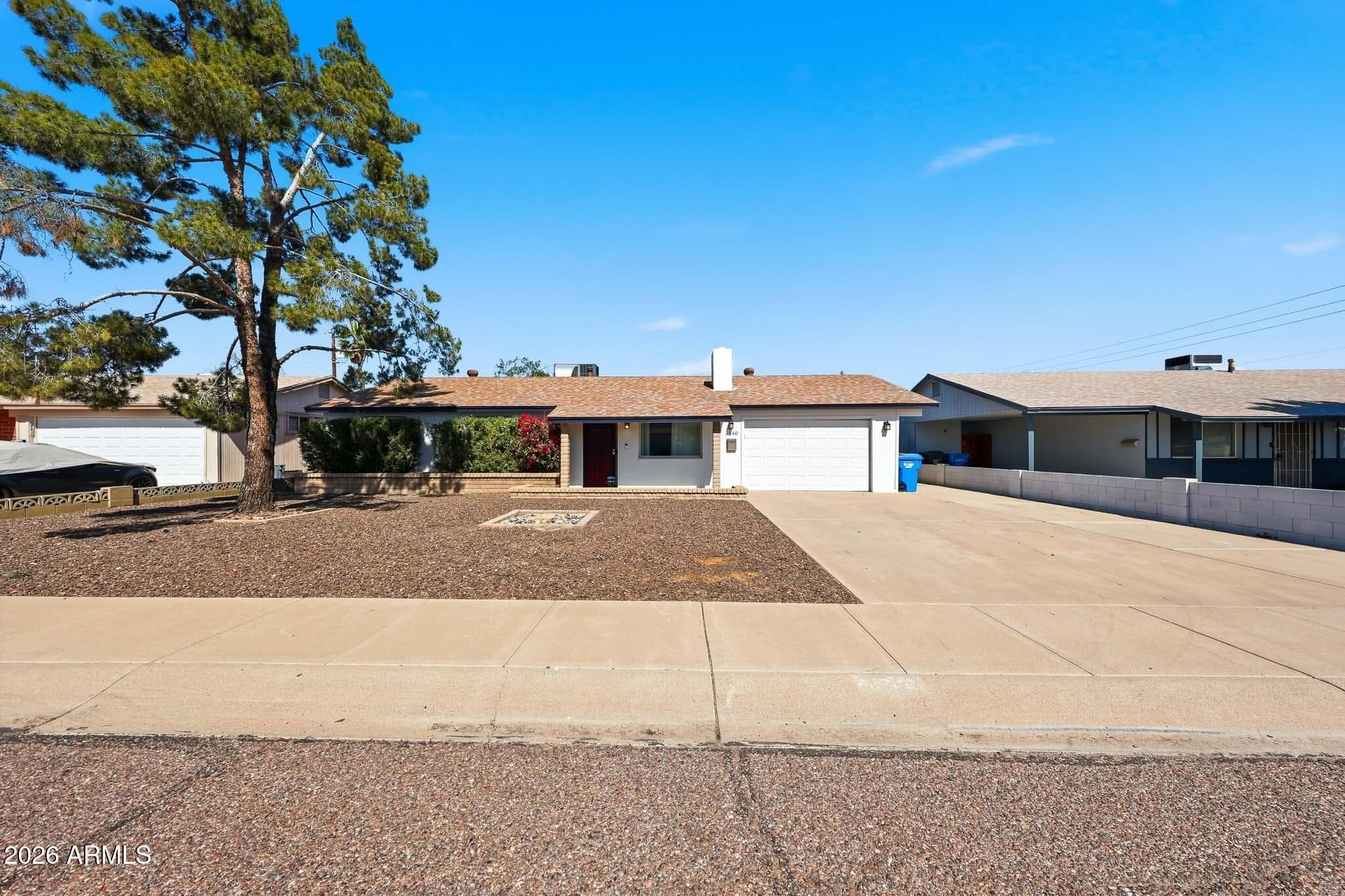3540 E Voltaire Dr — photo 2