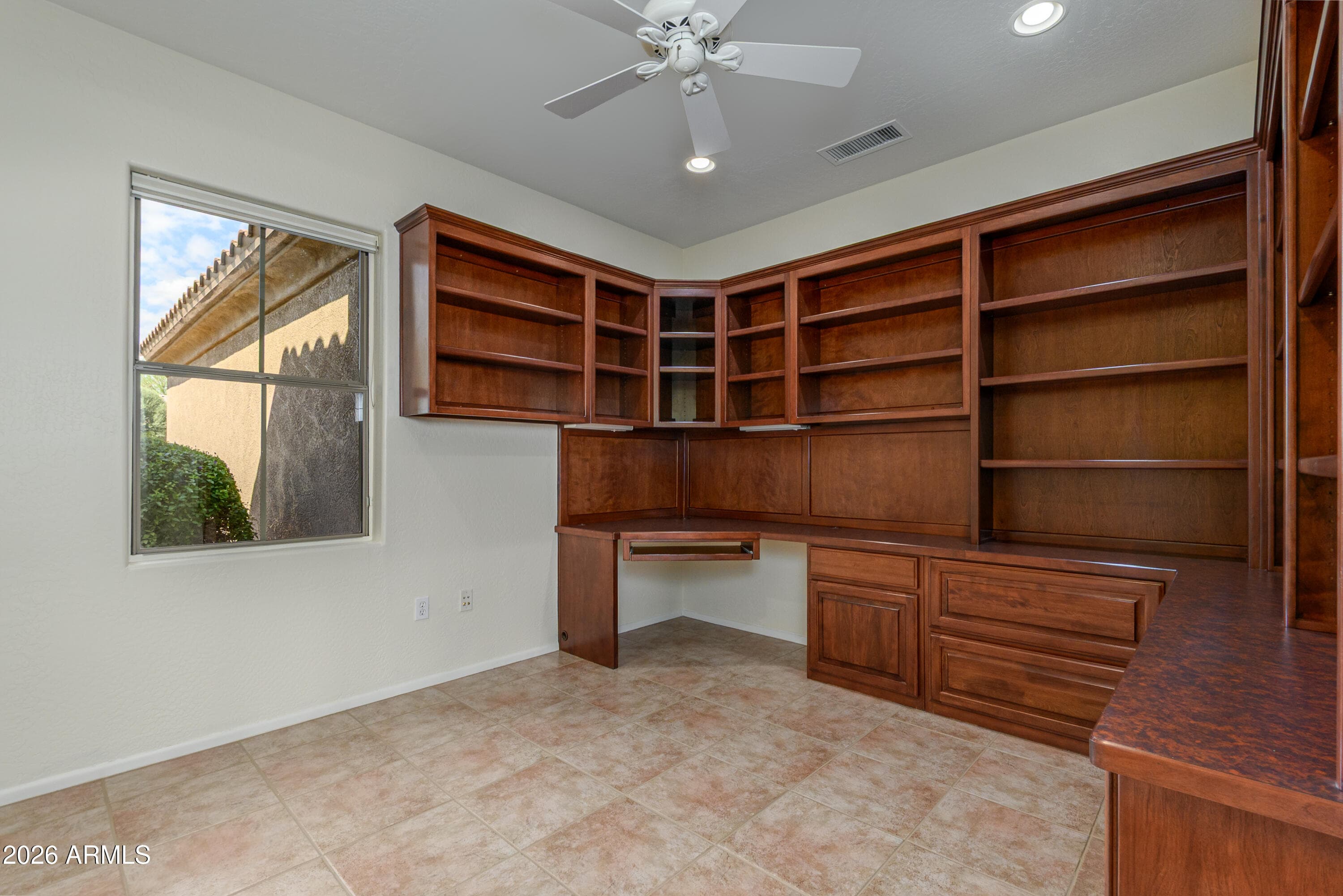 20127 N HORSE TRAIL DR - Photo 3
