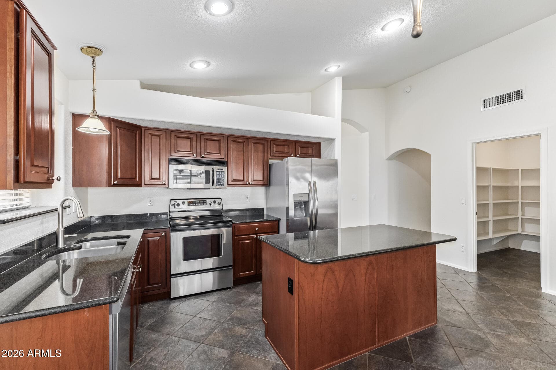 3930 E Simpson Rd — photo 2