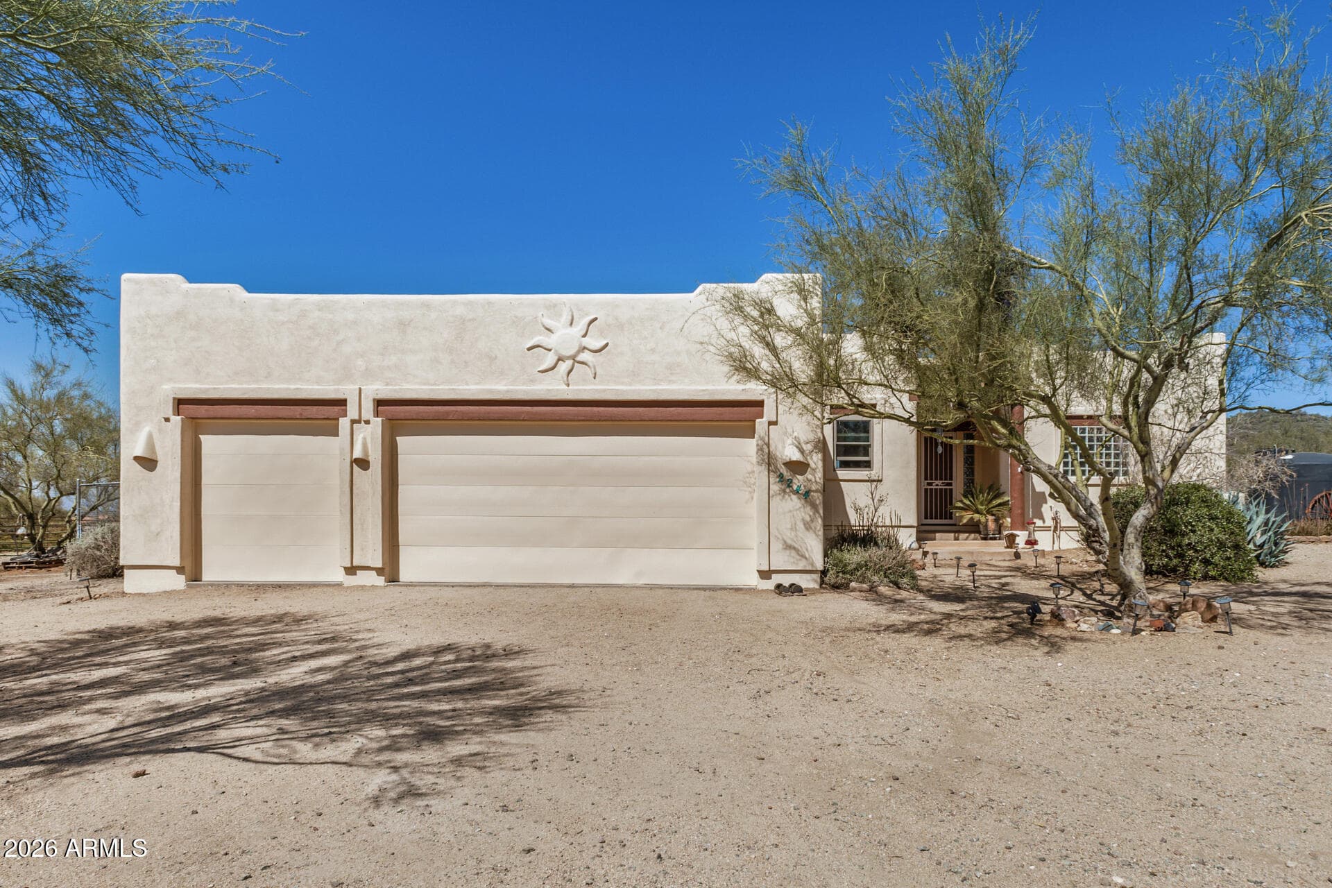 2244 E Cavalry Rd — photo 2
