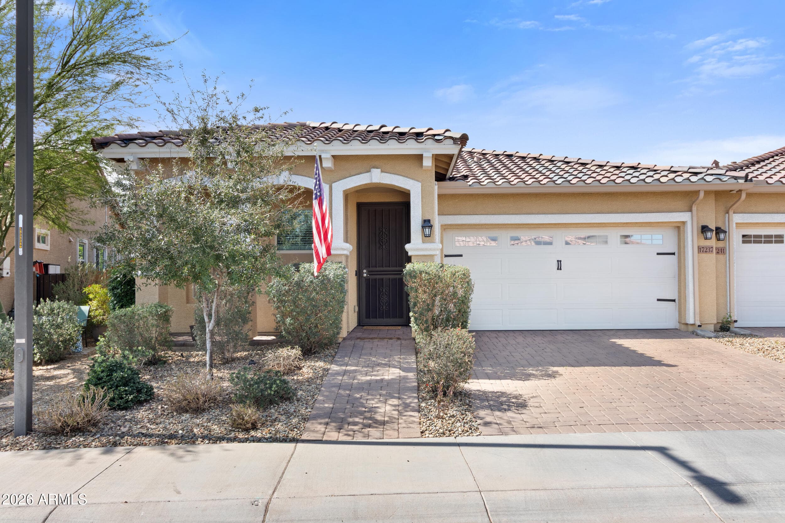 17237 W WEST WIND DR - Photo 3