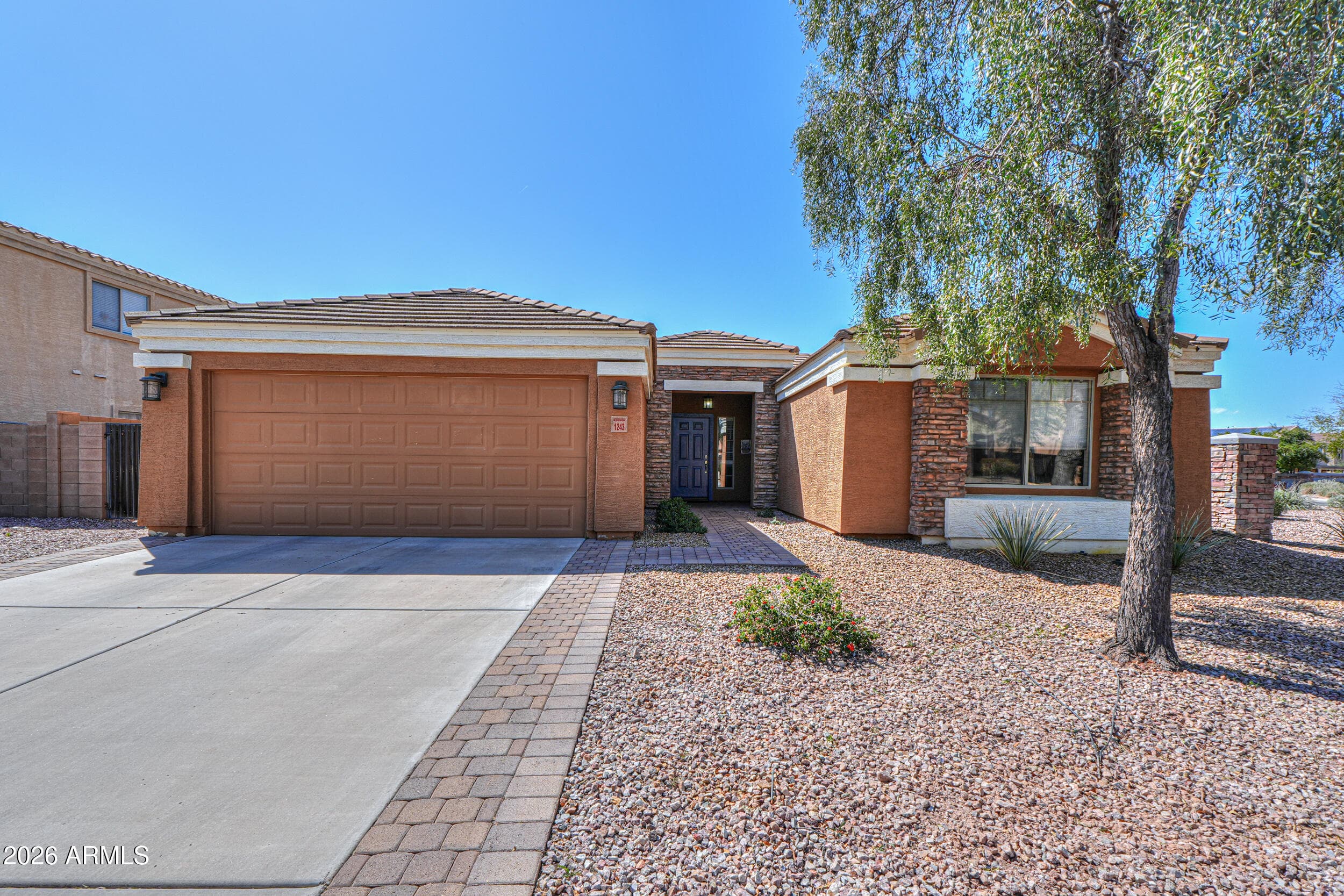 1243 W Castle Dr — photo 1
