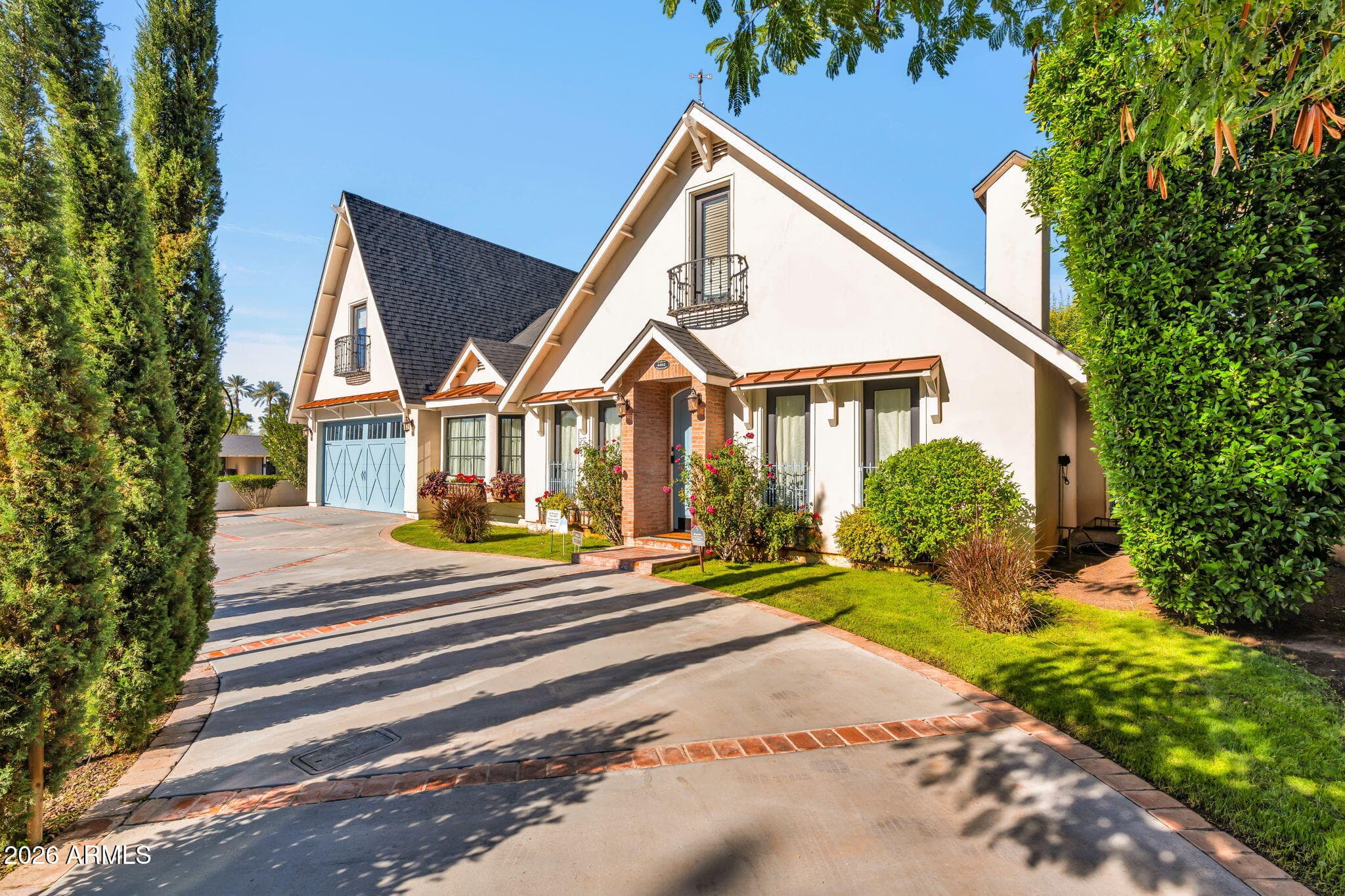 4402 E Turney Ave — photo 2