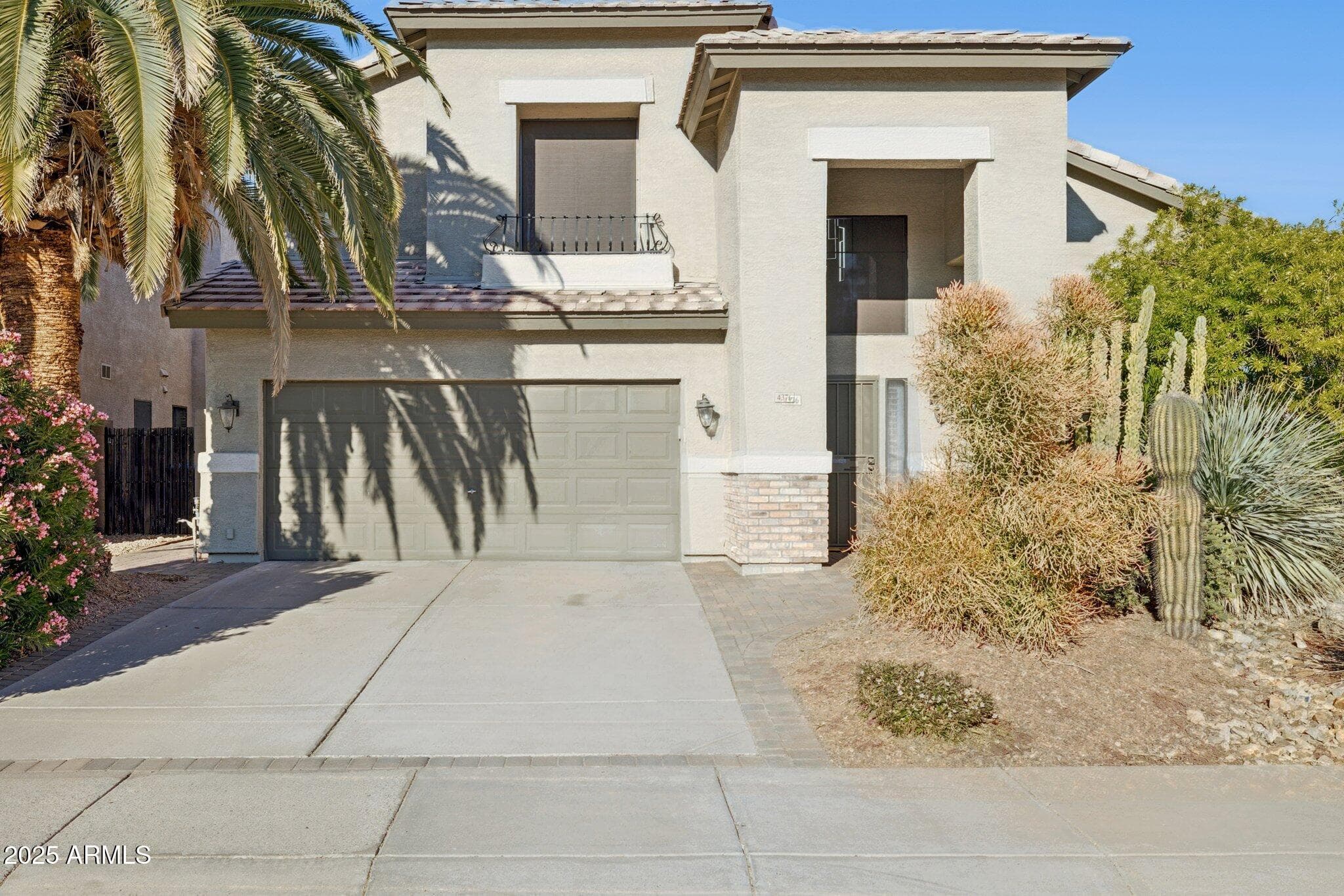 4376 E Anderson Dr — photo 1