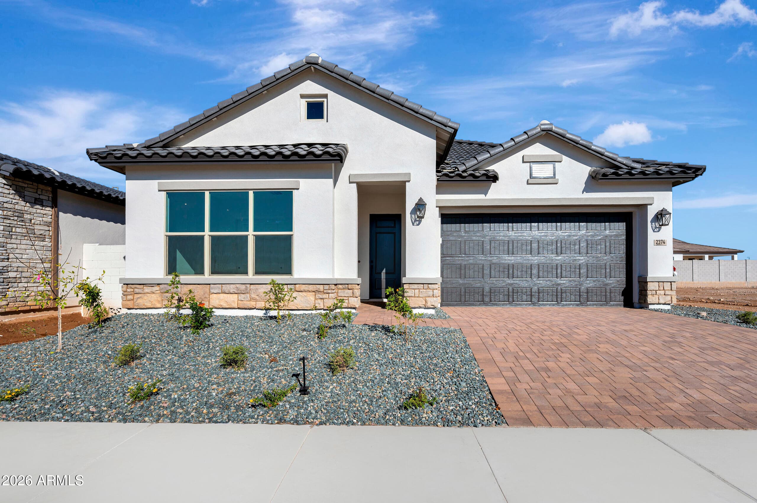 2374 E Rihl Rd — photo 1