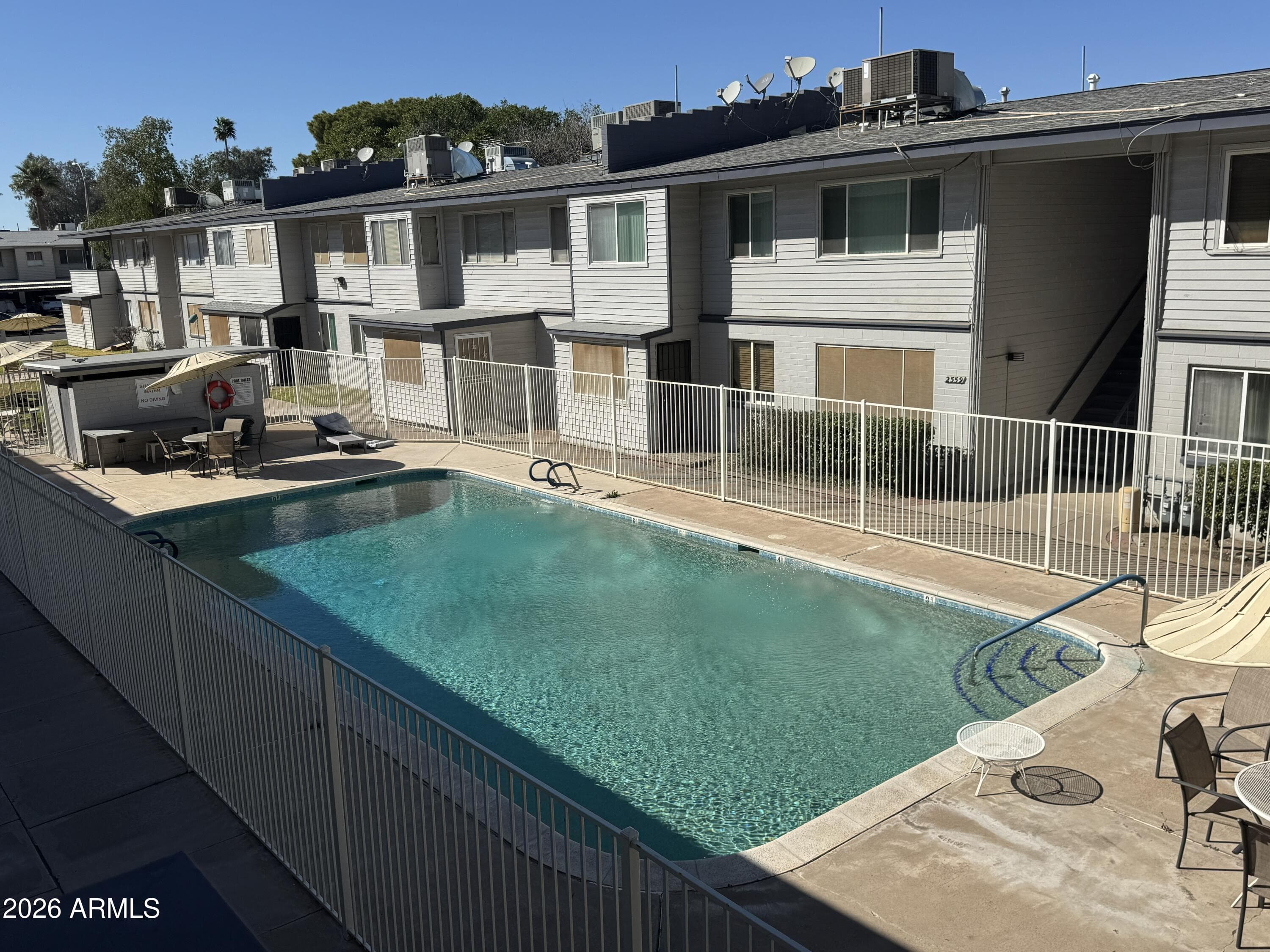 2549 W Rose Ln A213 — photo 2
