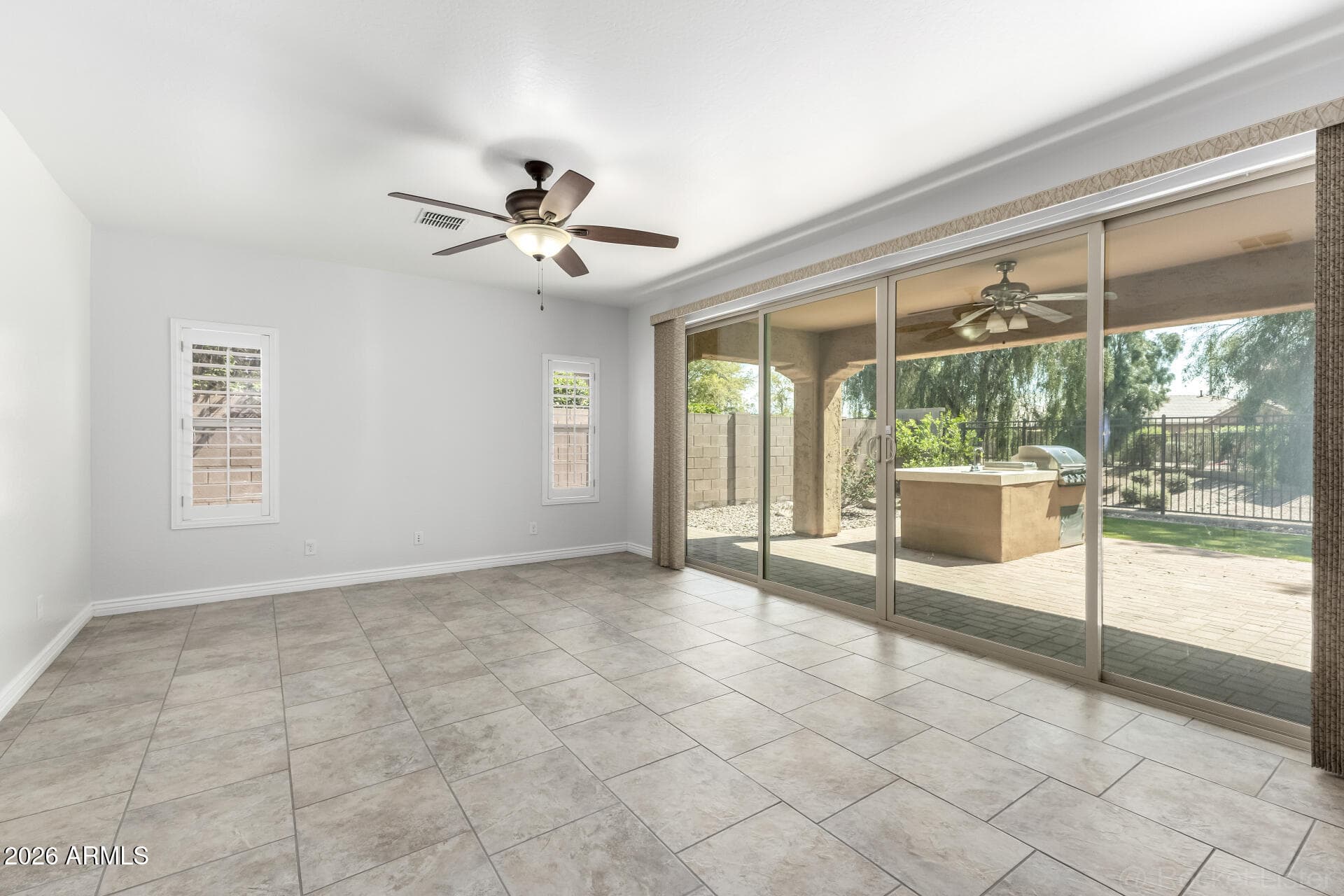 3233 E Lantana Pl — photo 2