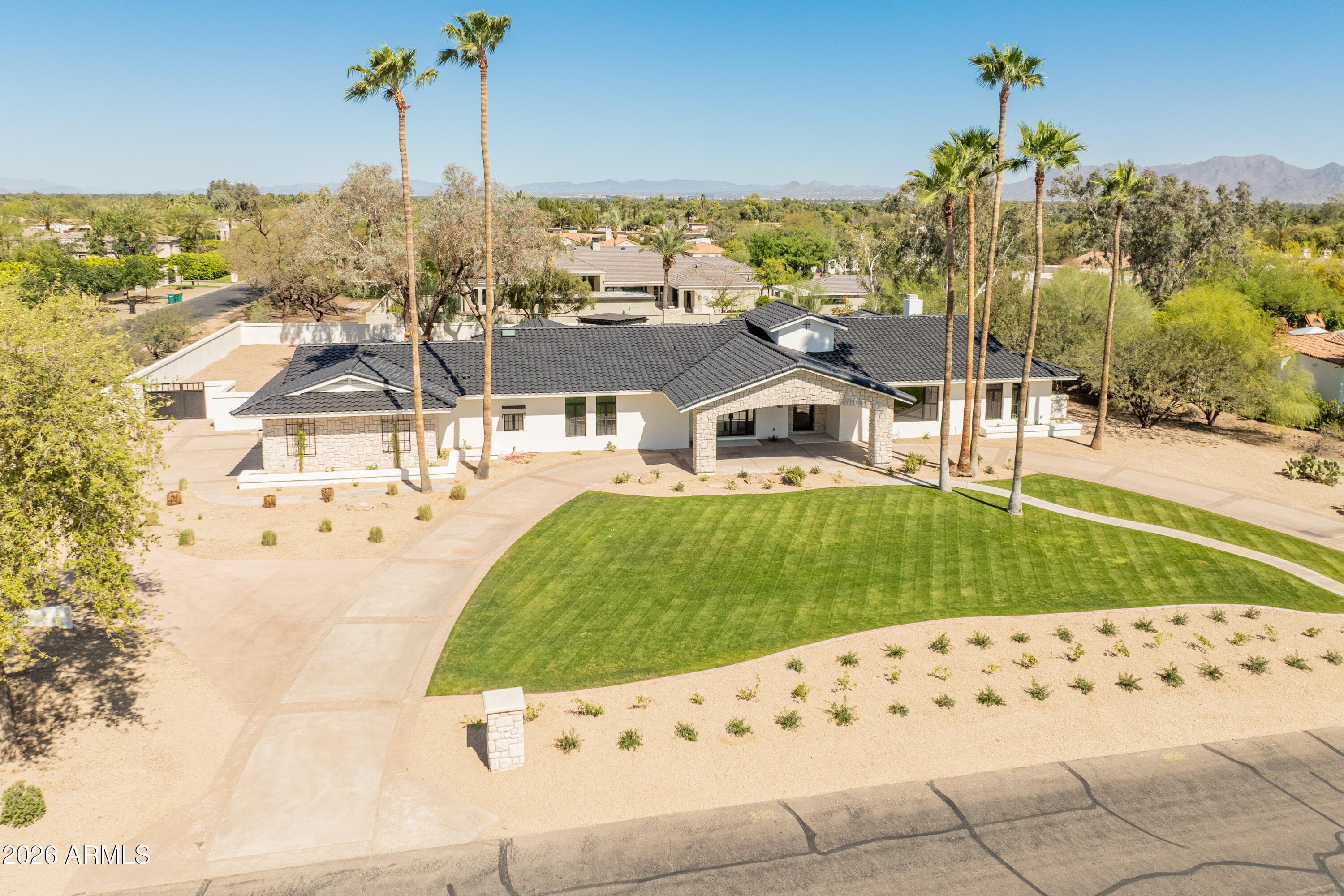 6602 E Cheney Dr — photo 2