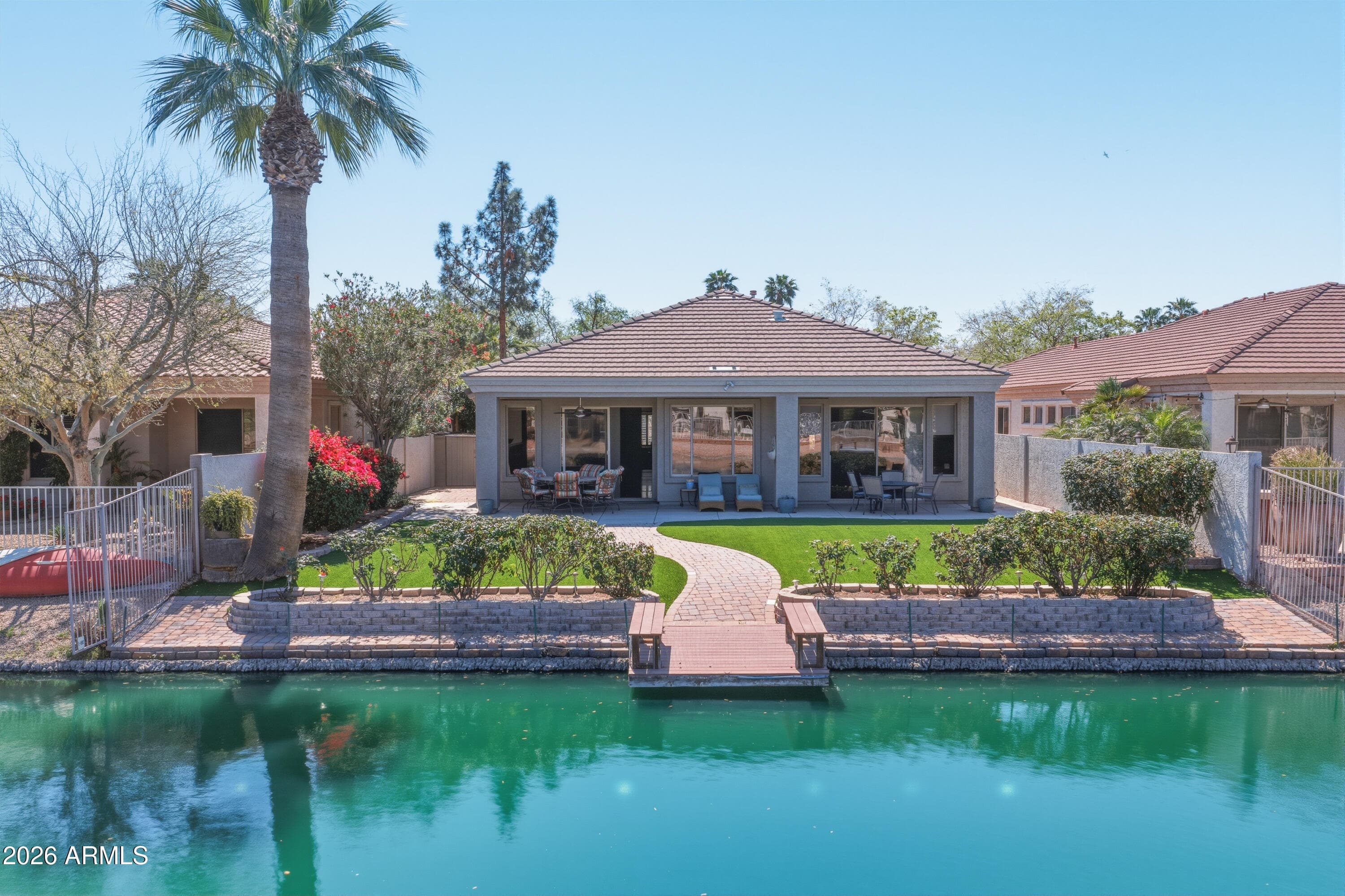 6974 W Rose Garden Ln — photo 2