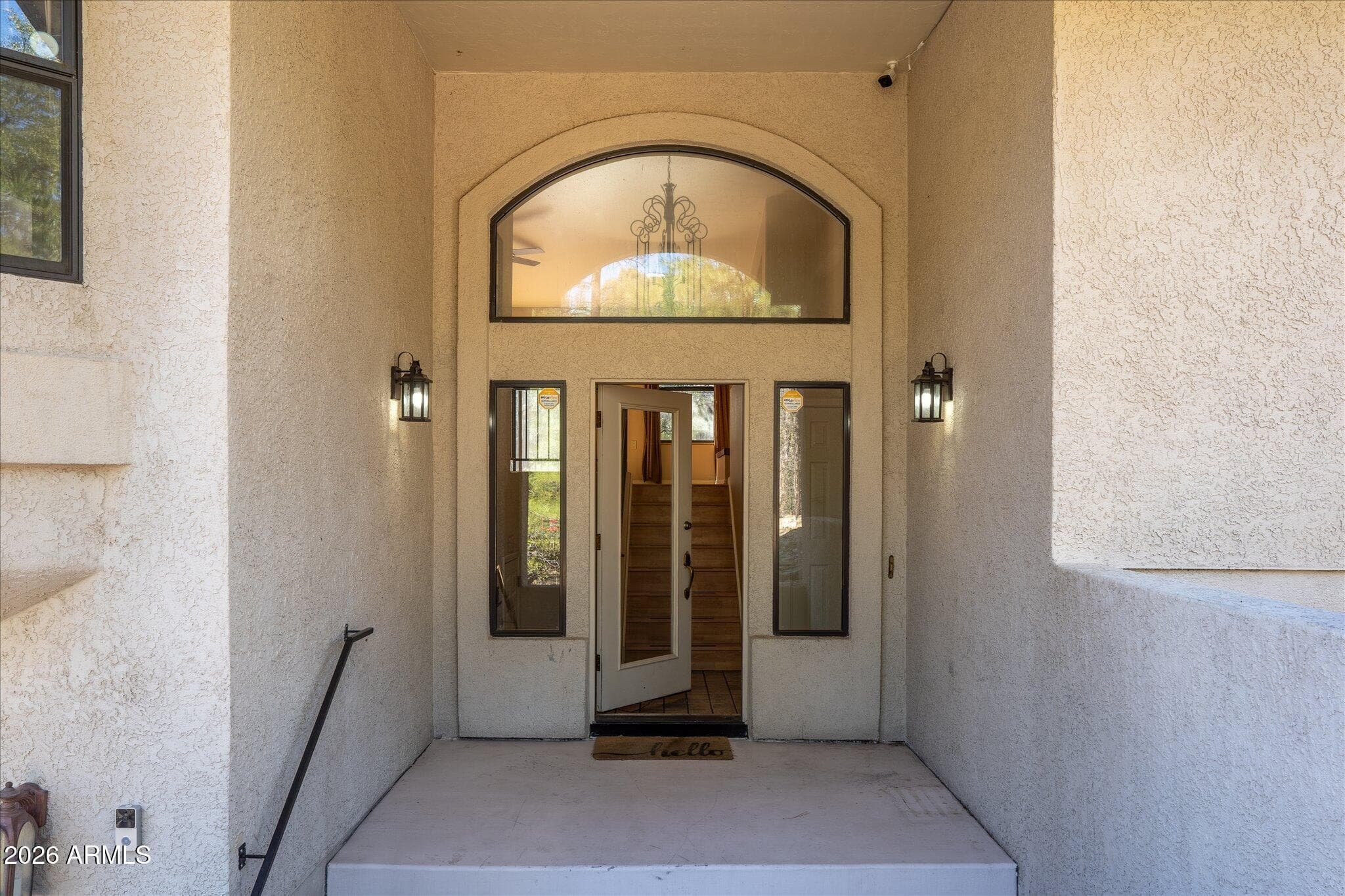 1466 E Valley View Rd — photo 2