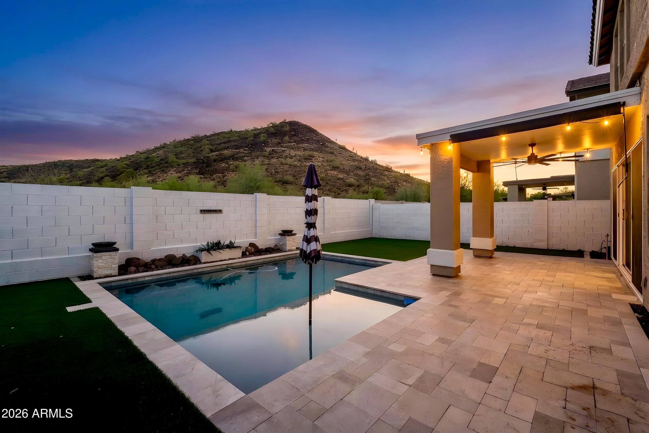 1644 E Cielo Grande Ave — photo 2