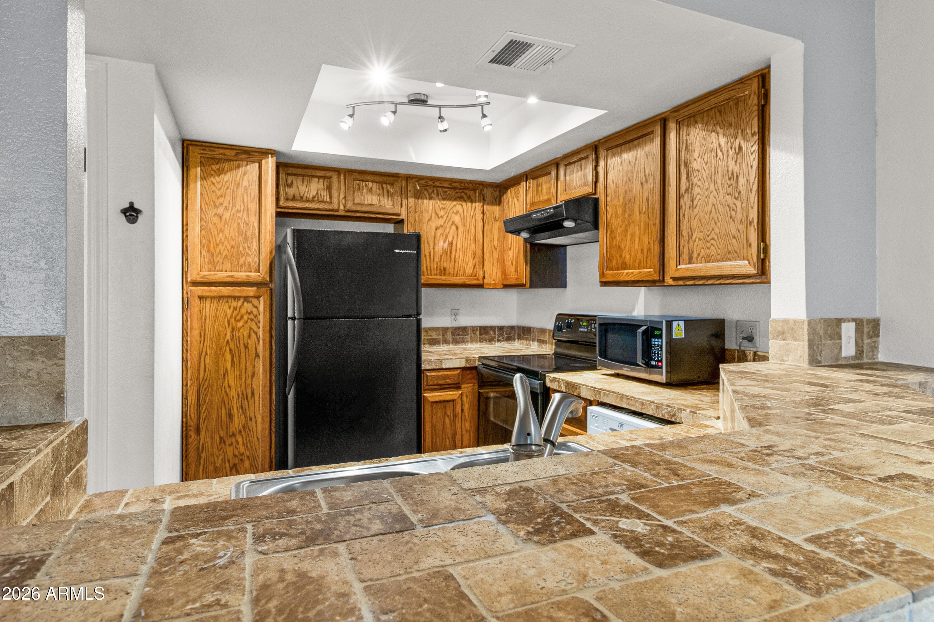 1645 W BASELINE RD - Photo 4