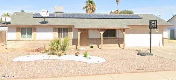 4008 W Laurel Ln — photo 1
