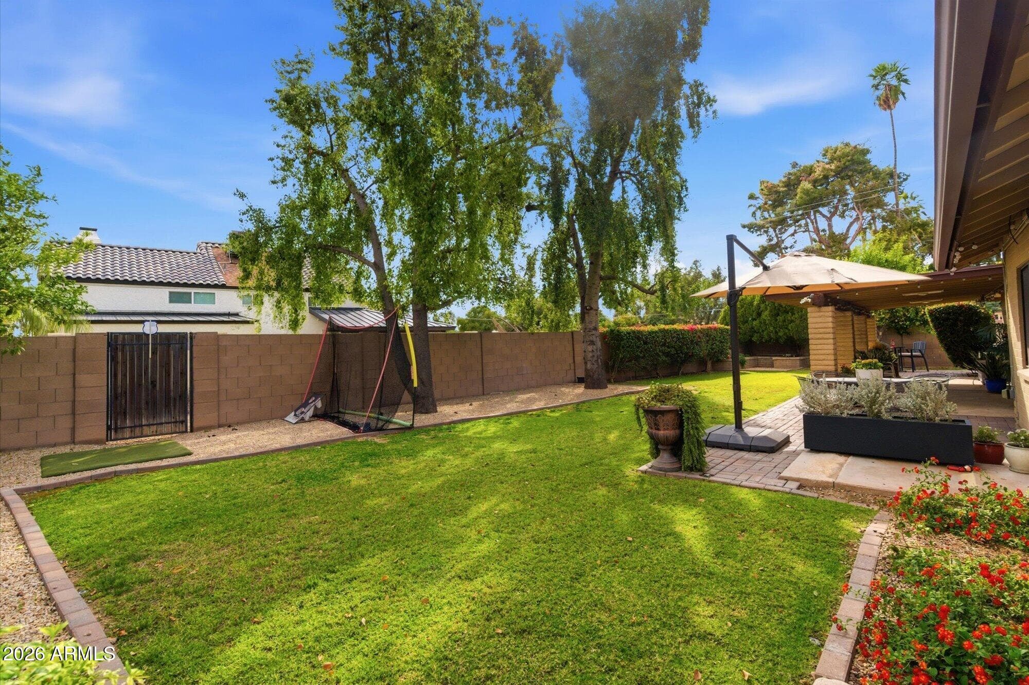 221 W Butler Dr — photo 30