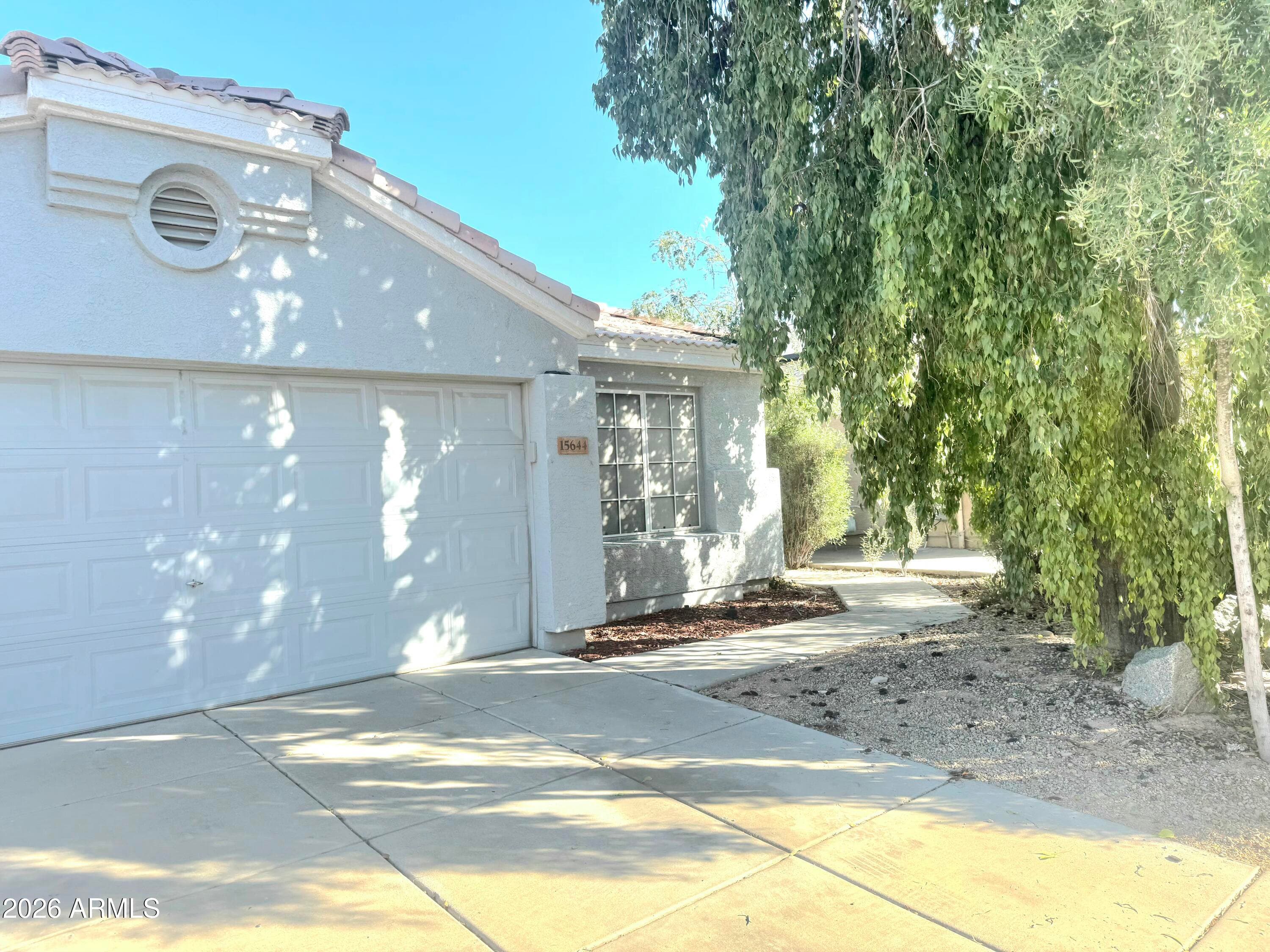 15644 W Hammond Dr — photo 1