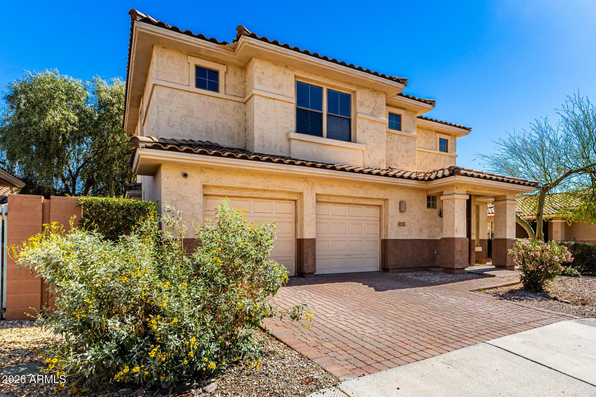 13669 W Cypress St — photo 2