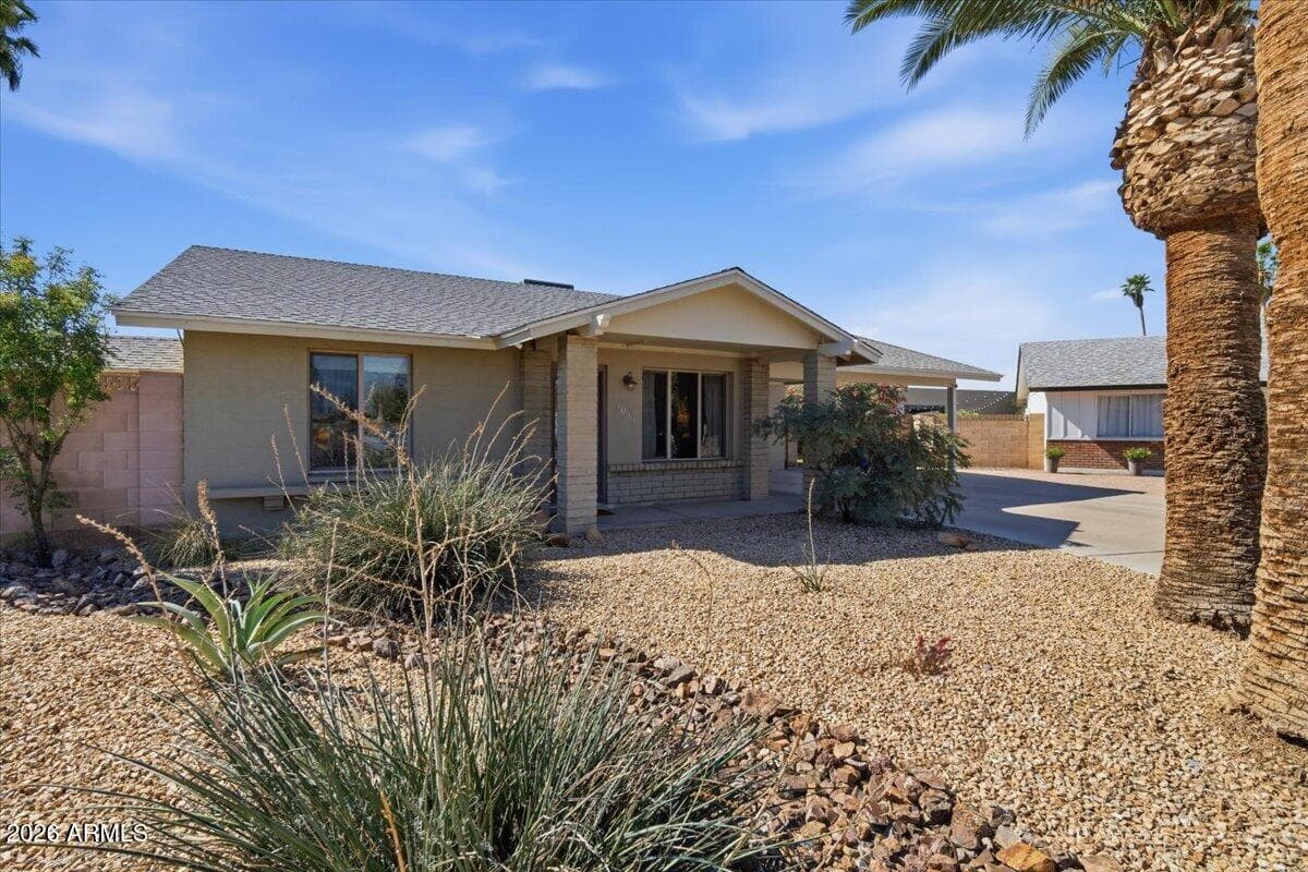 4038 S Birchett Dr — photo 2