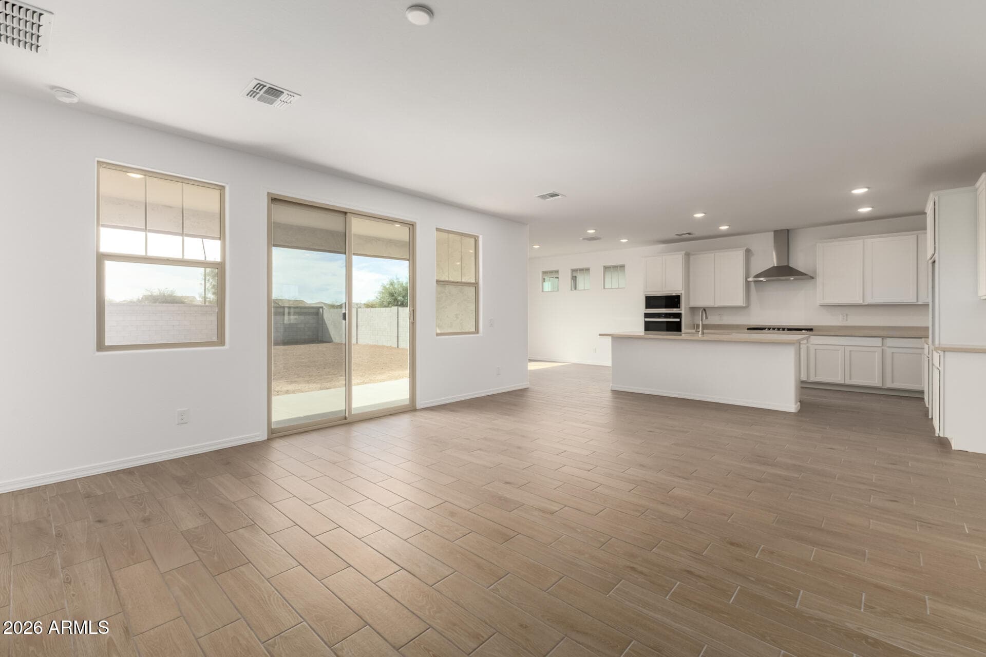 22865 E Diana Way — photo 2