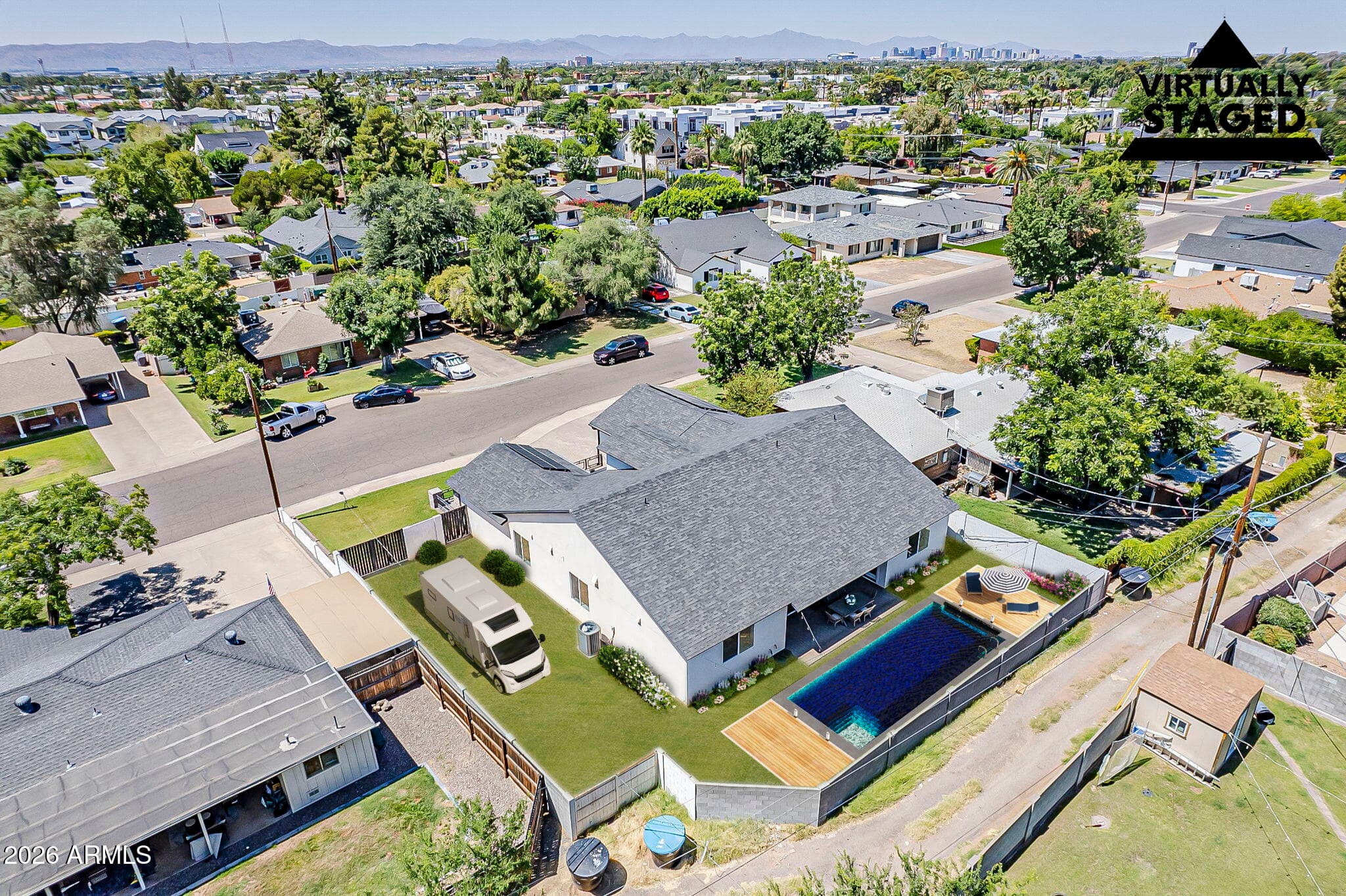 3834 E Clarendon Ave — photo 2