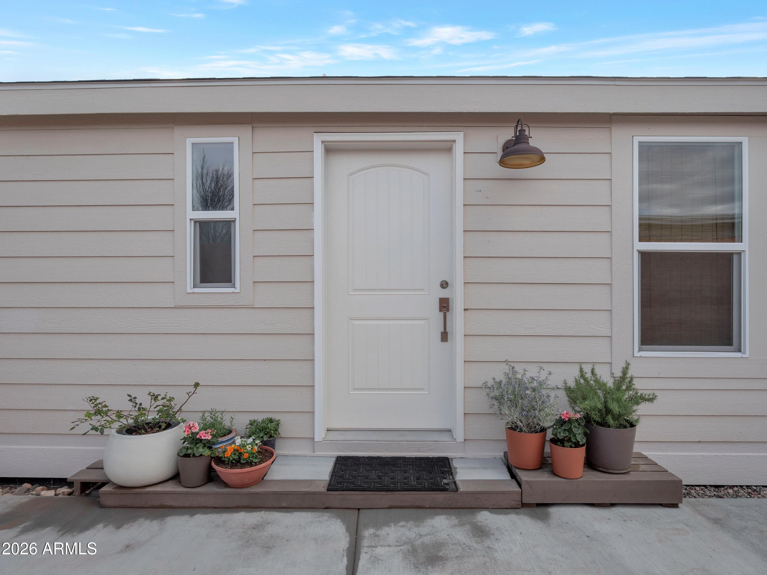 743 S 3RD DR - Photo 2