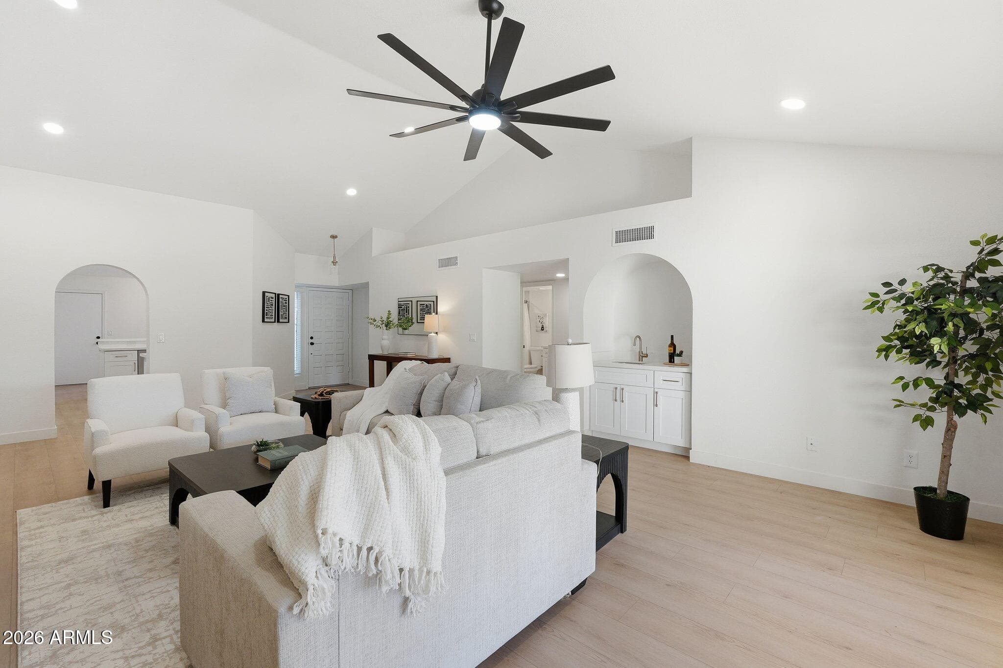9408 W MORROW DR - See more photos