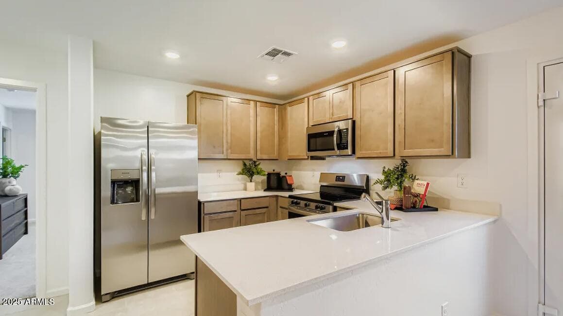 36023 W MADDALONI AVE - Photo 3