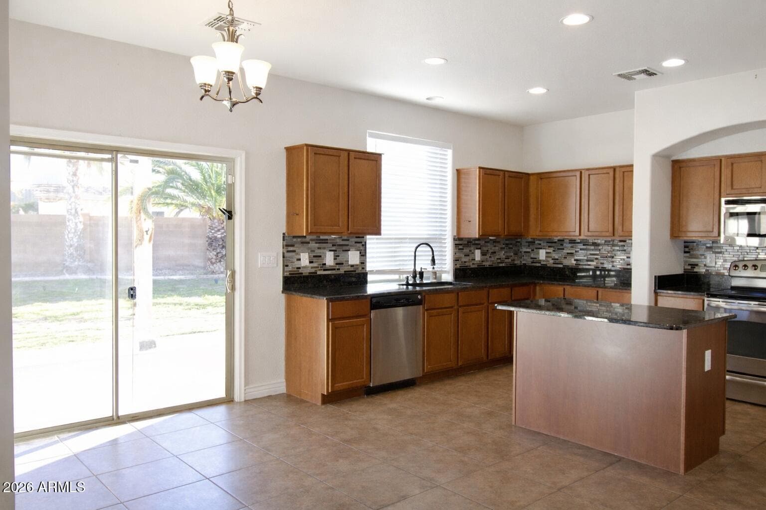 1487 E Angeline Ave — photo 31