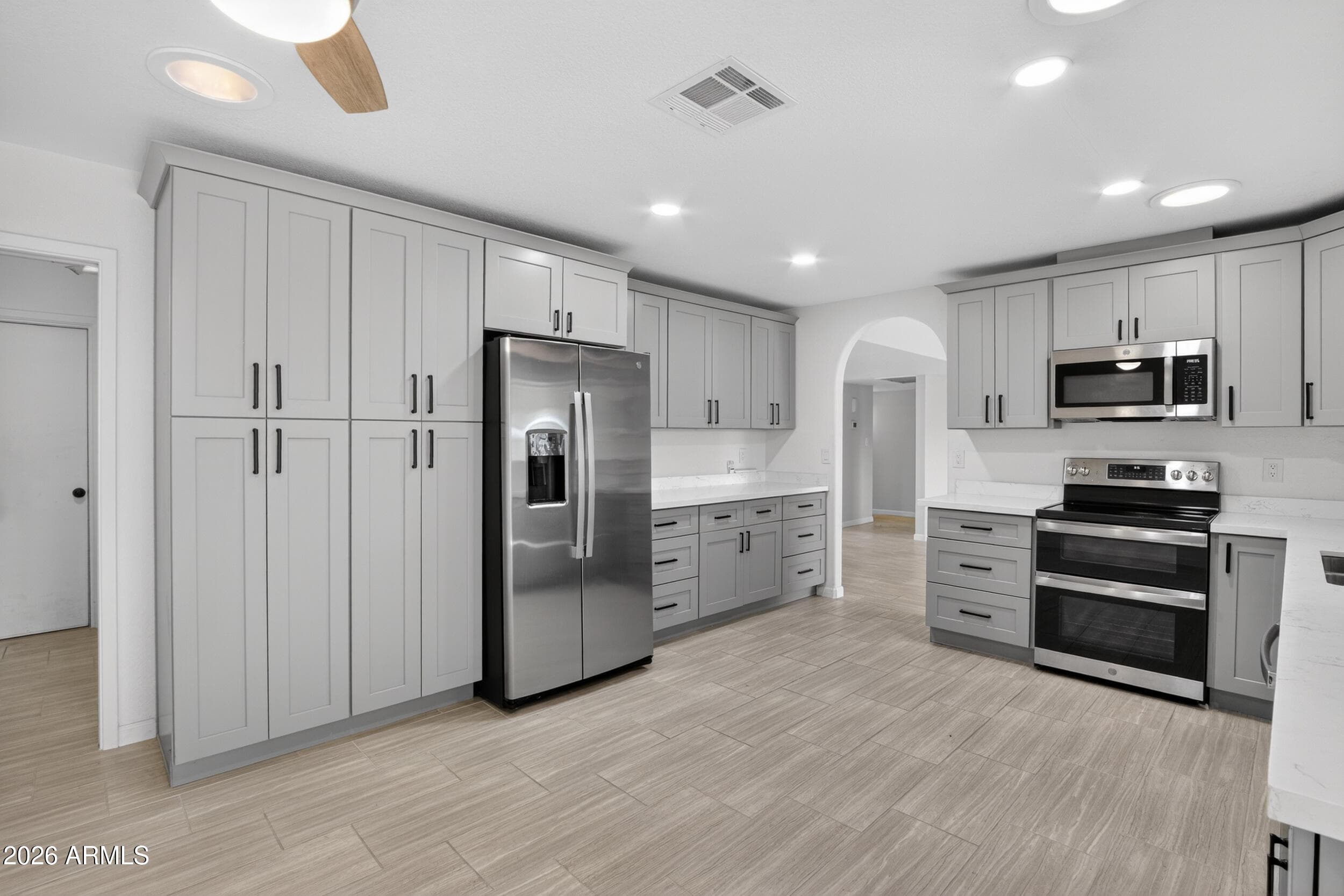 25608 S Pinewood Dr — photo 1