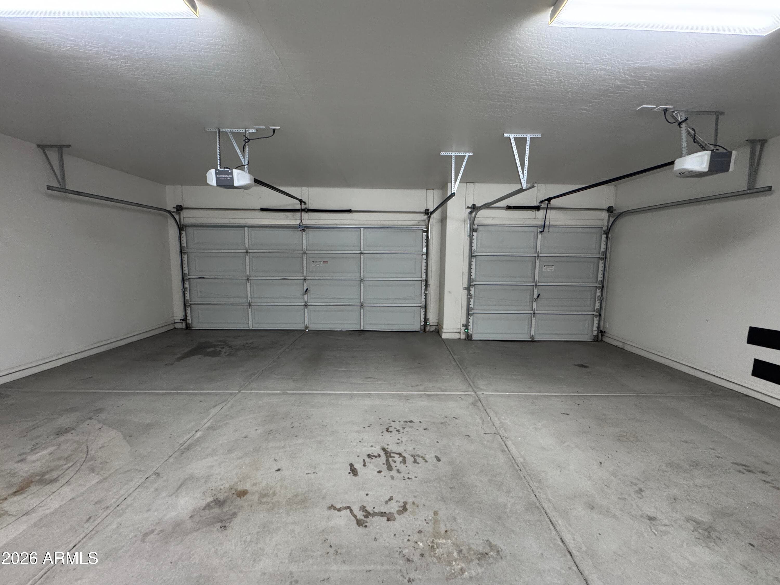 722 W Beth Dr — photo 14