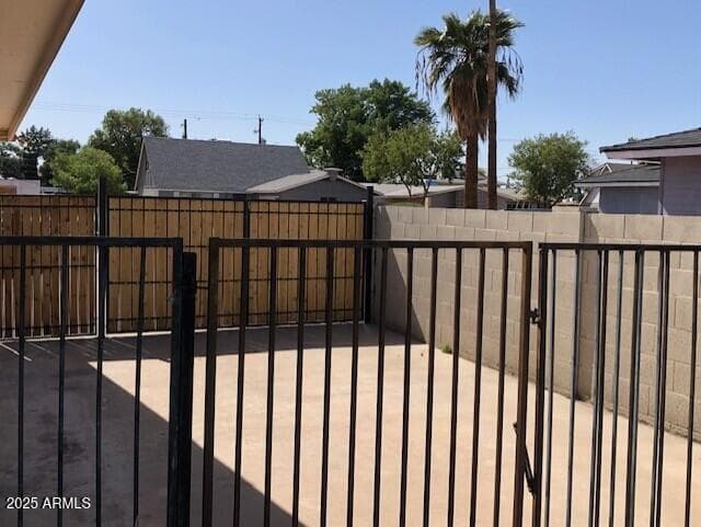 4517 S Grandview Ave — photo 25