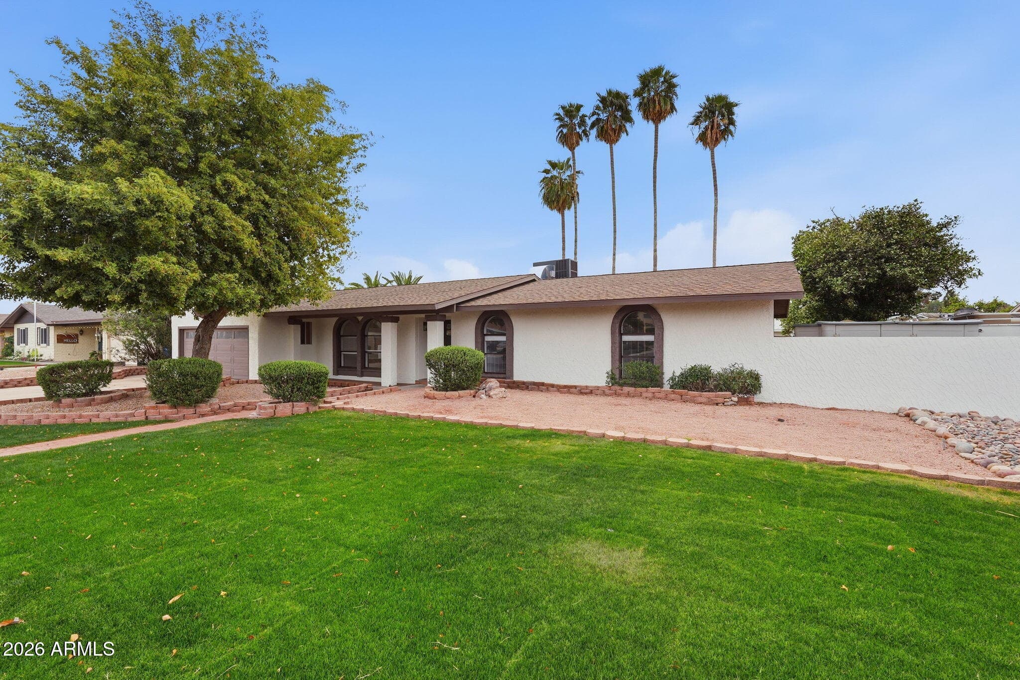 2521 E Inca St — photo 2