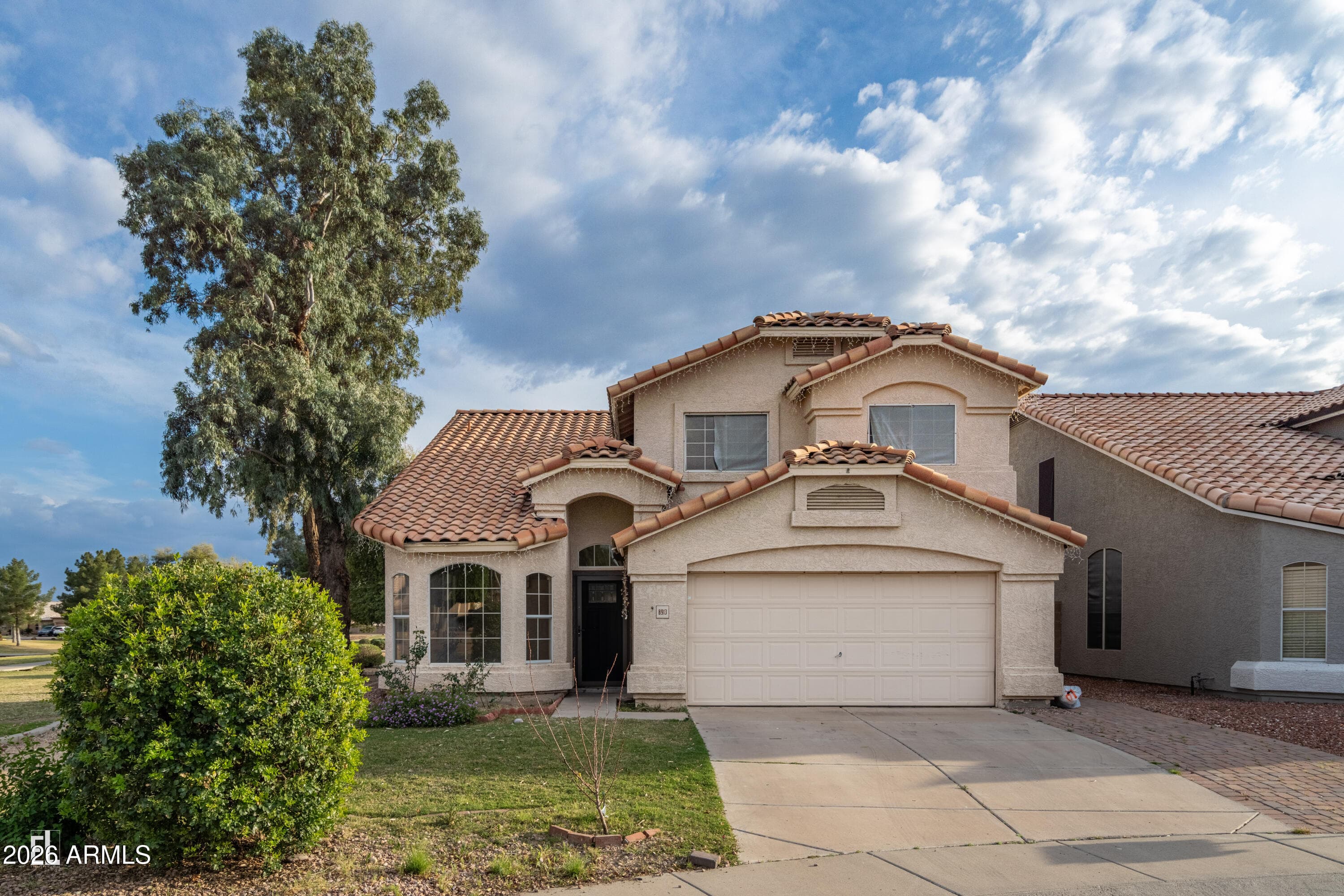 8913 W Marconi Ave — photo 2