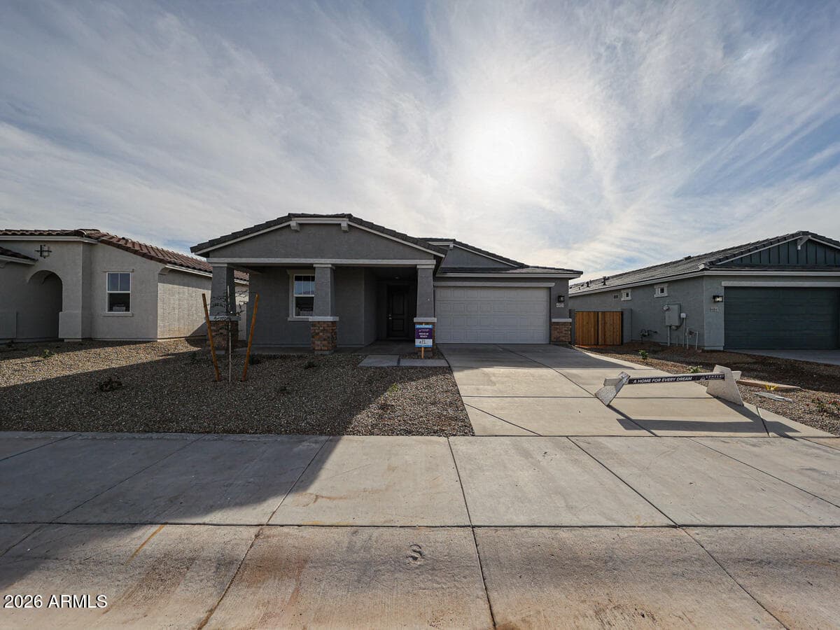 22110 N Lynn St — photo 2