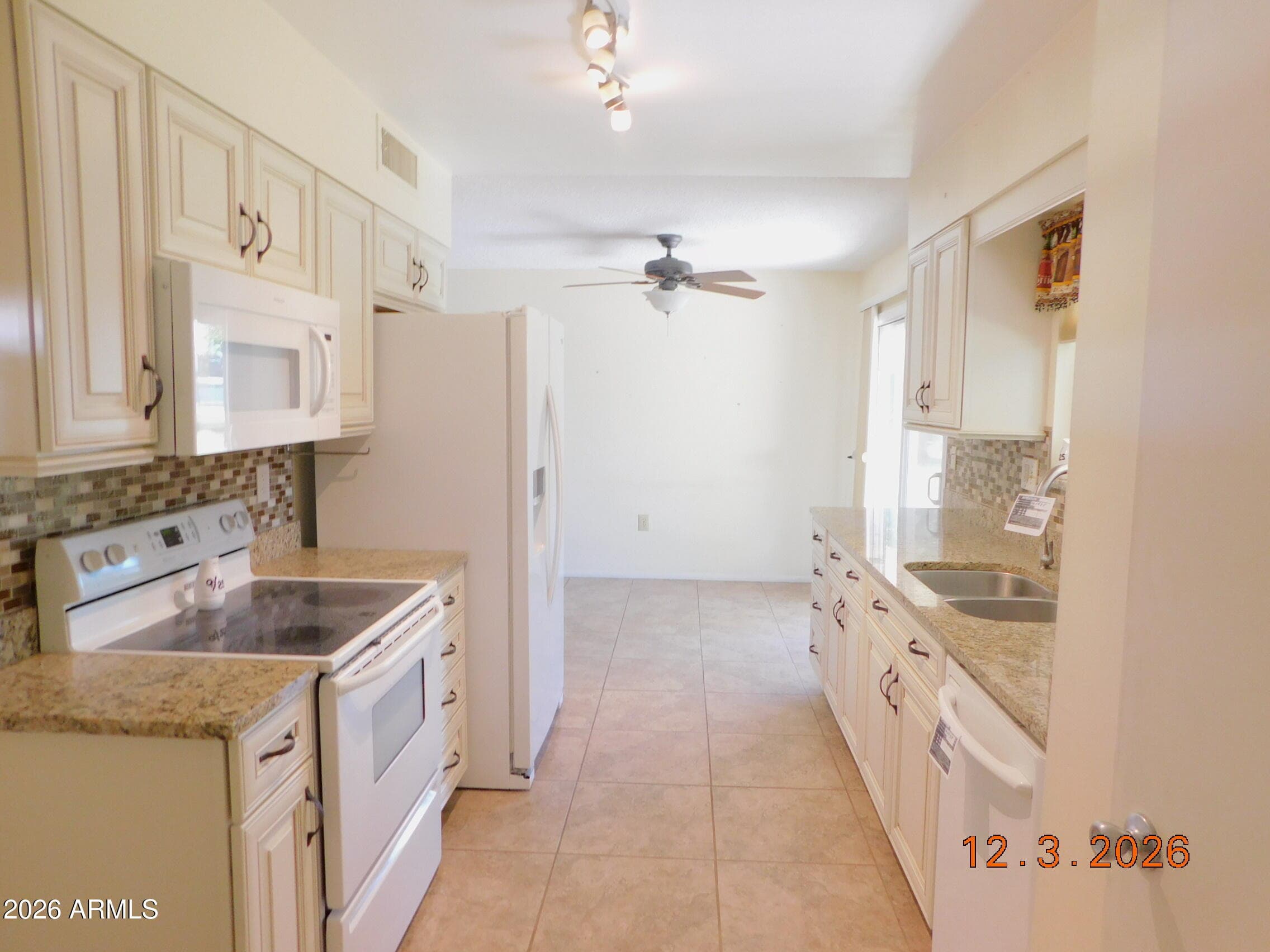 13606 N Redwood Dr — photo 1