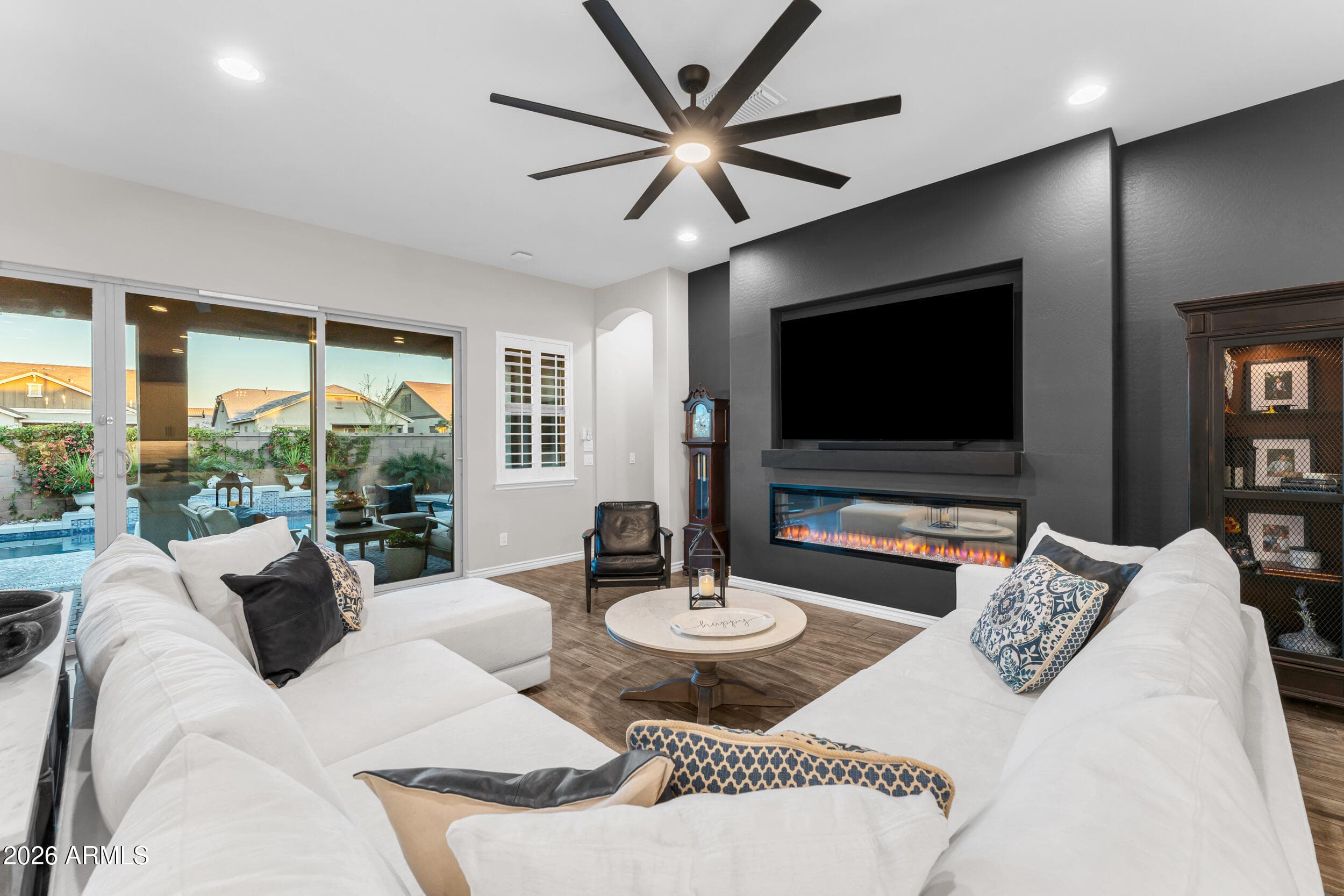 20237 S 229th Way — photo 2