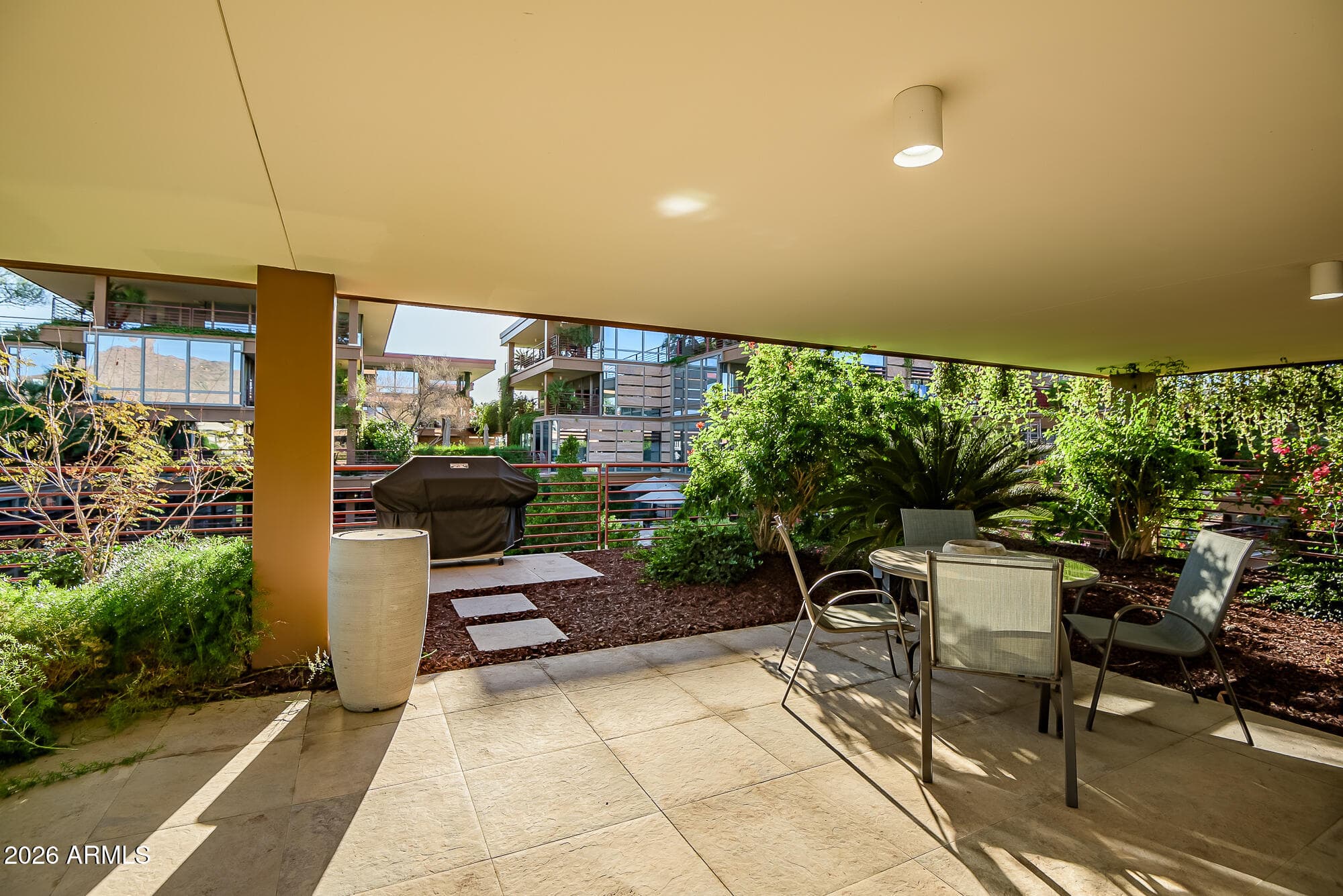 7141 E Rancho Vista Dr 5001 — photo 2