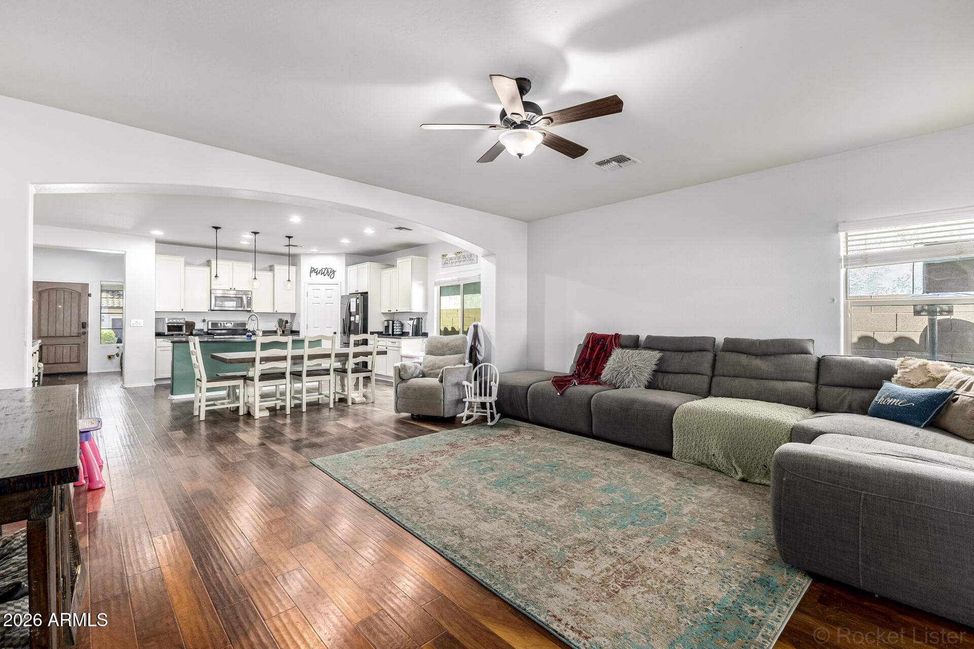 1656 W CAVEDALE DR - Photo 4