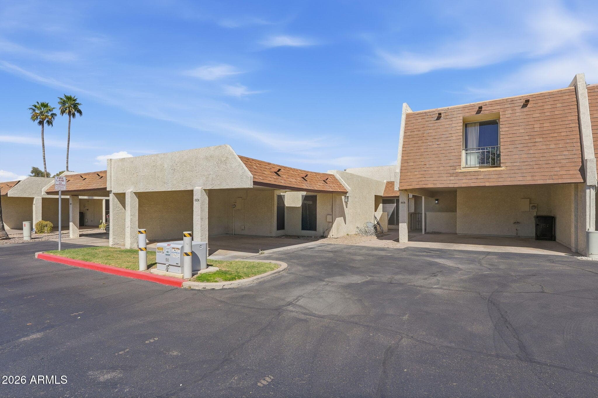 1924 E Duke Dr — photo 2