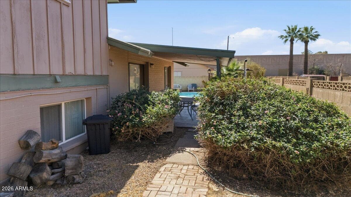 3922 S Poplar St — photo 41