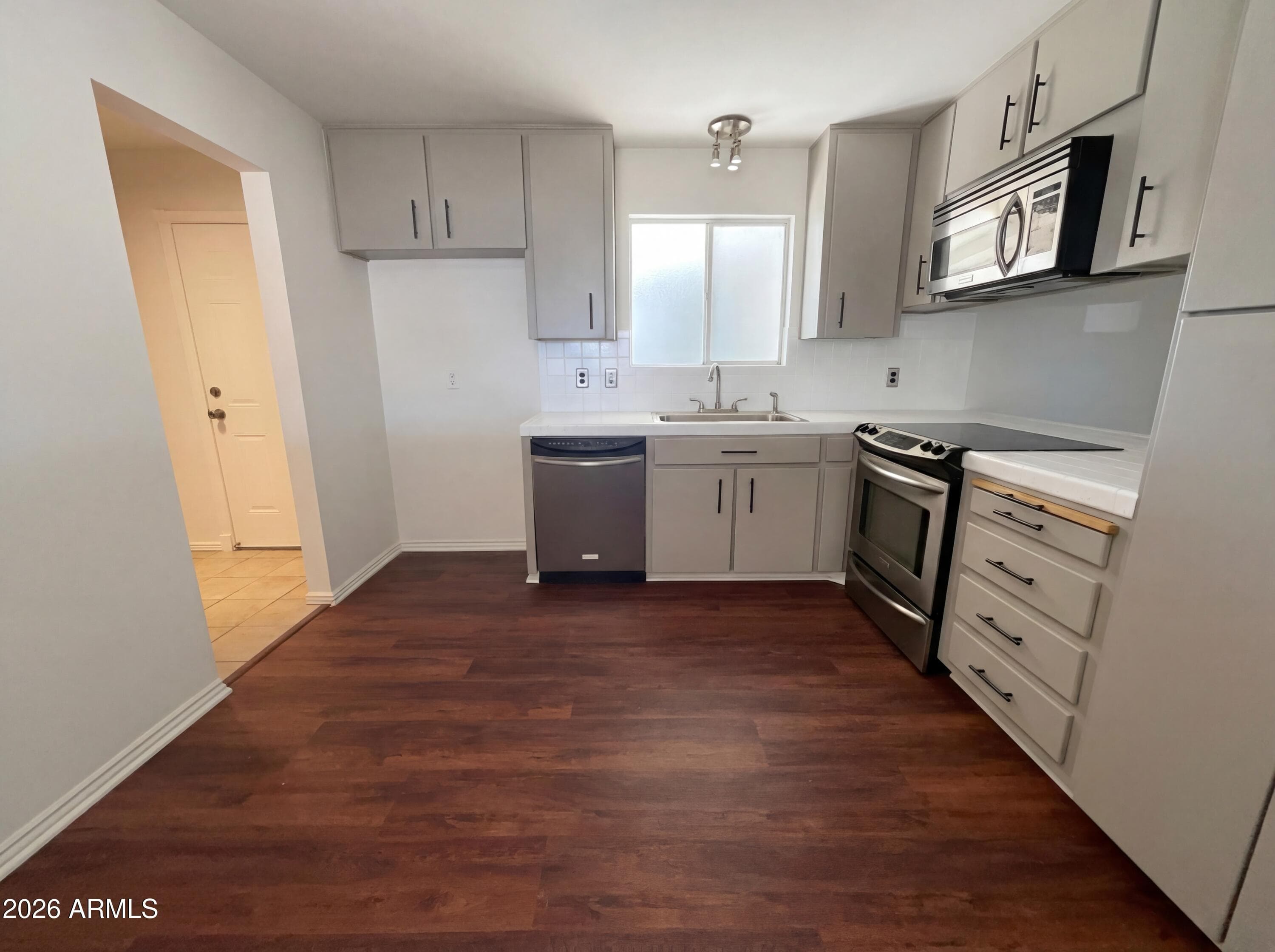 3615 W Augusta Ave — photo 2