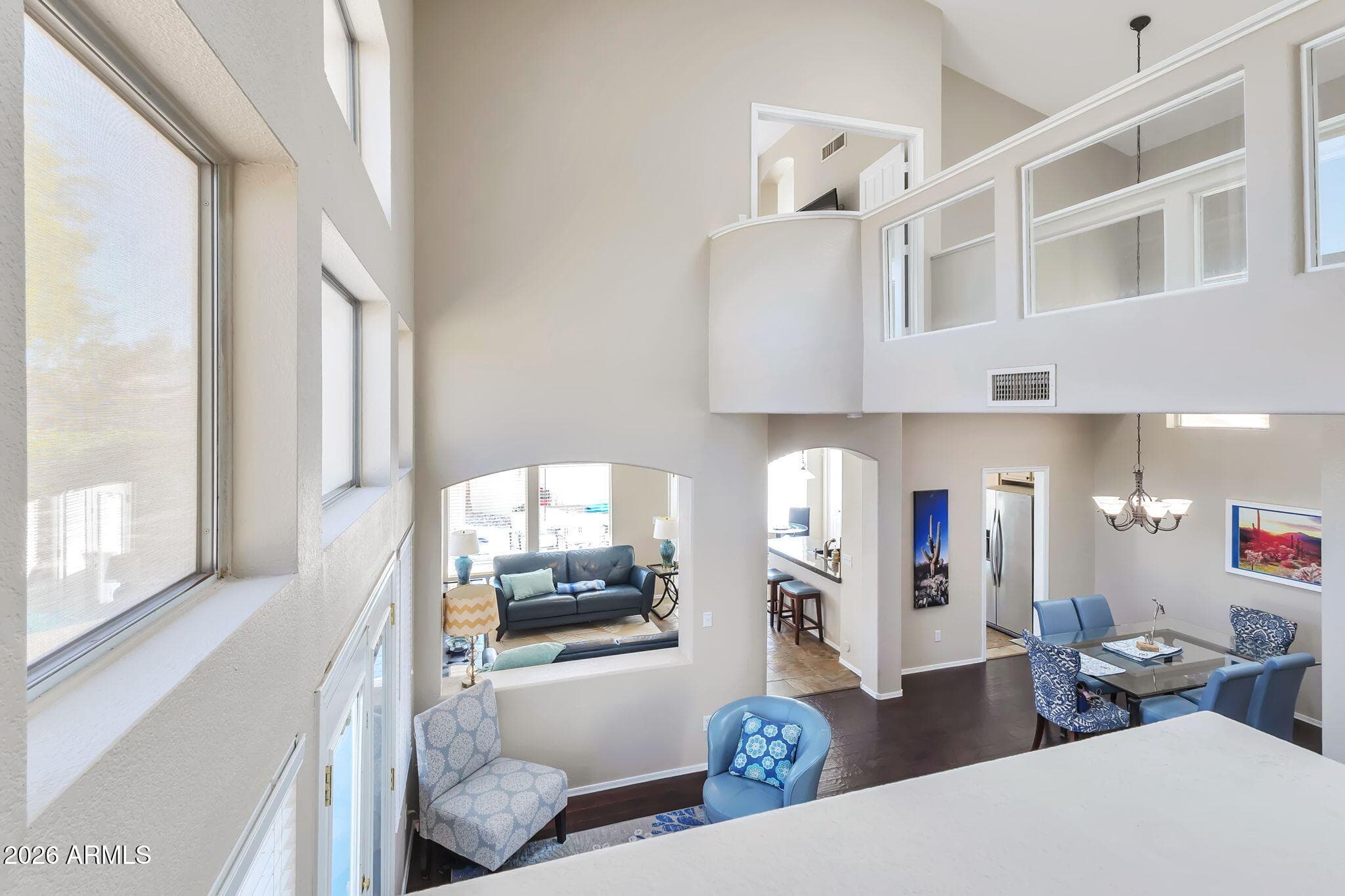 1135 E Mountain Vista Dr — photo 1