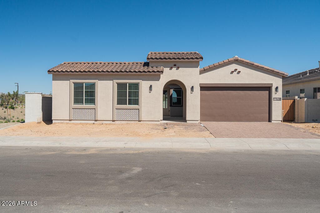 17638 W Highland Ave — photo 1