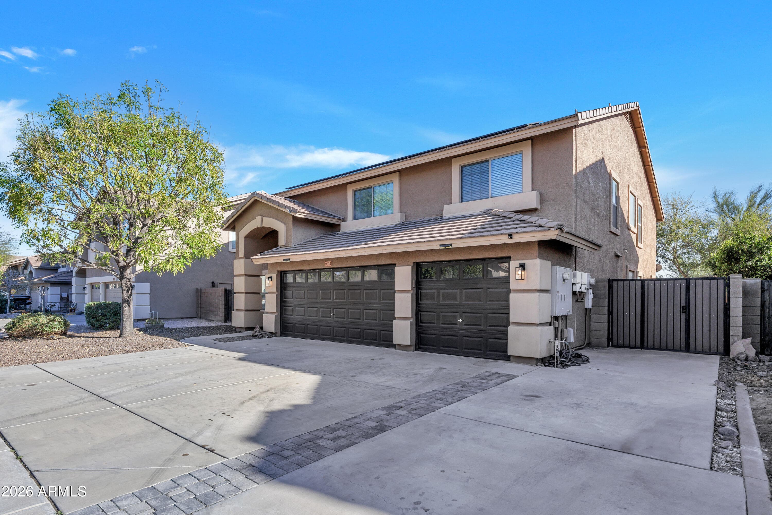 9035 W Yukon Dr — photo 2
