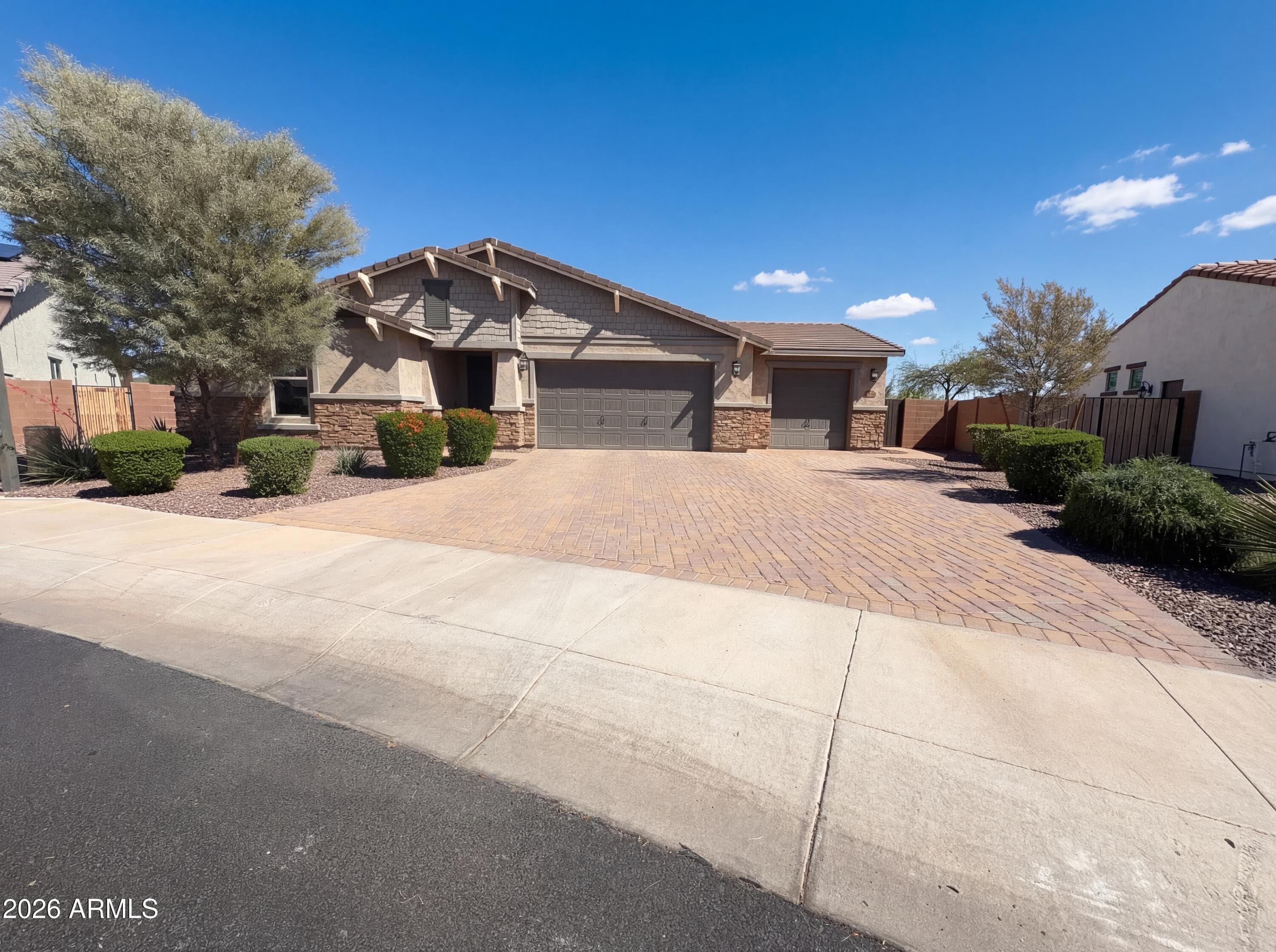 4663 N 183rd Dr — photo 1