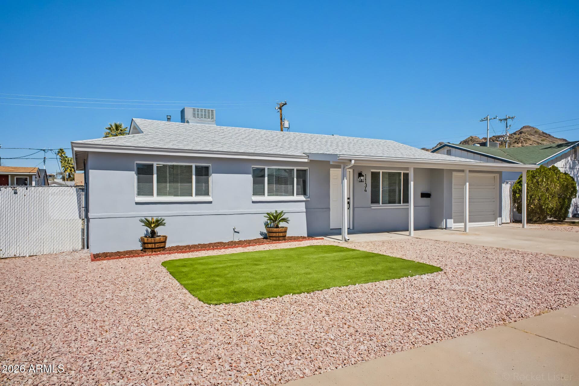 1134 E Las Palmaritas Dr — photo 2
