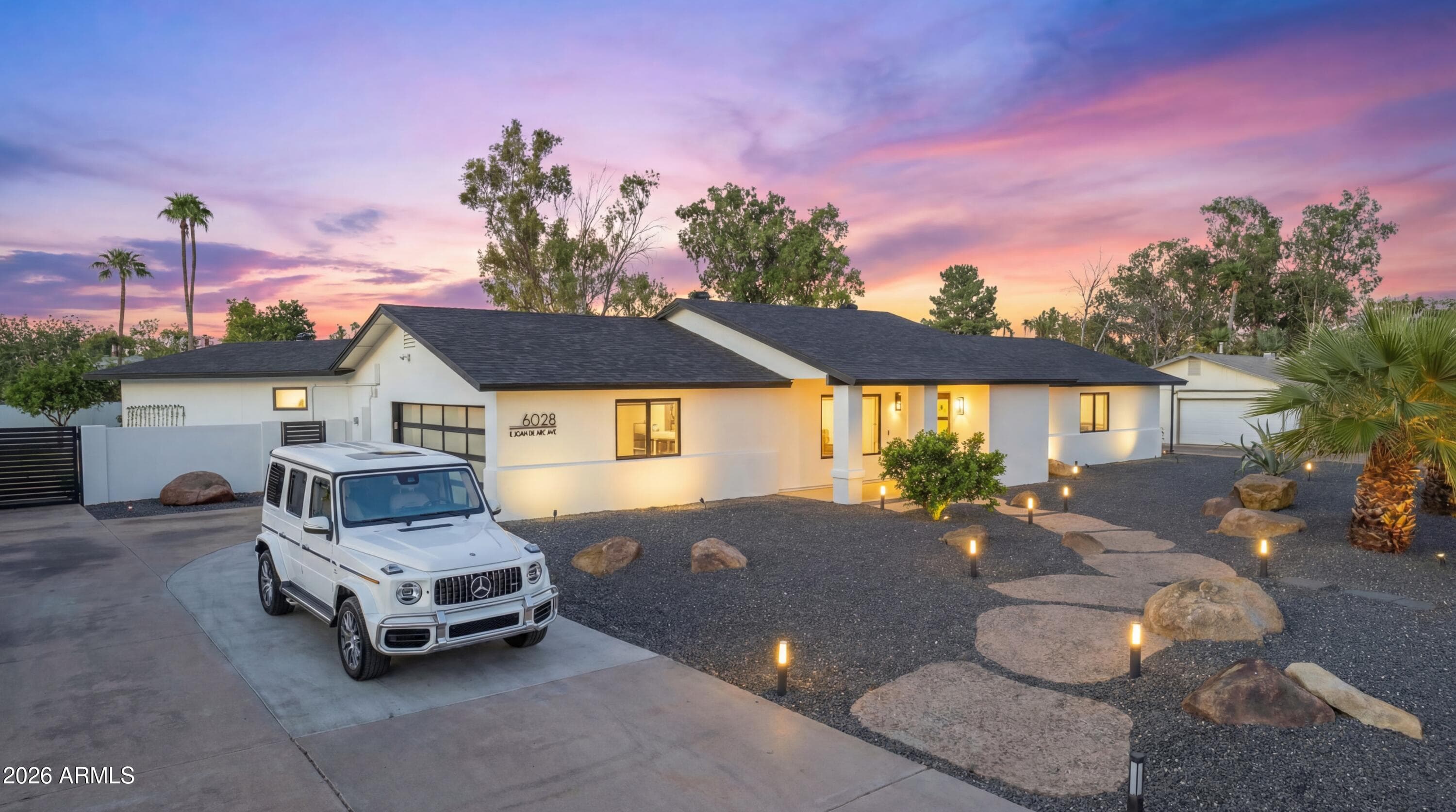 6028 E Joan De Arc Ave — photo 1