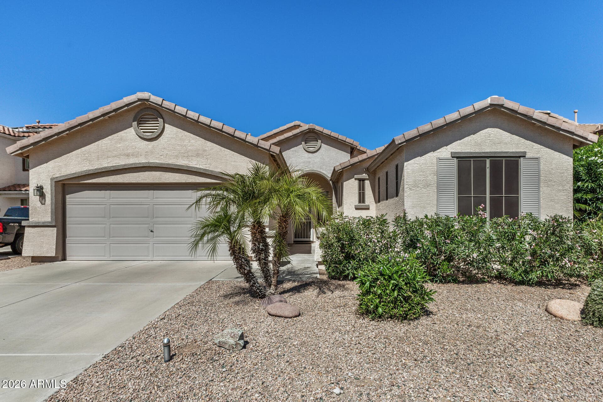 43282 W Lindgren Dr — photo 2