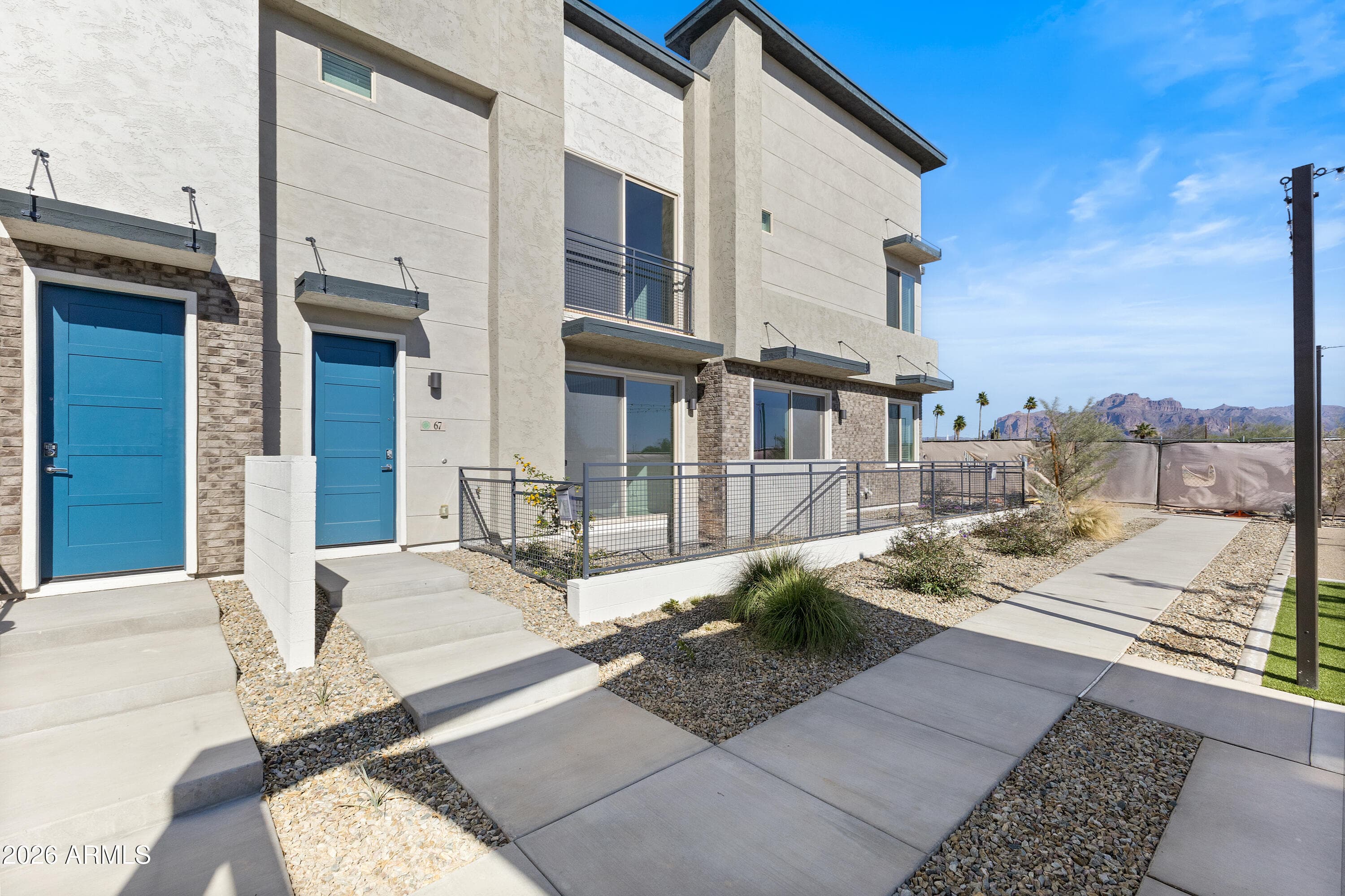 651 N Ironwood Dr 67 — photo 1
