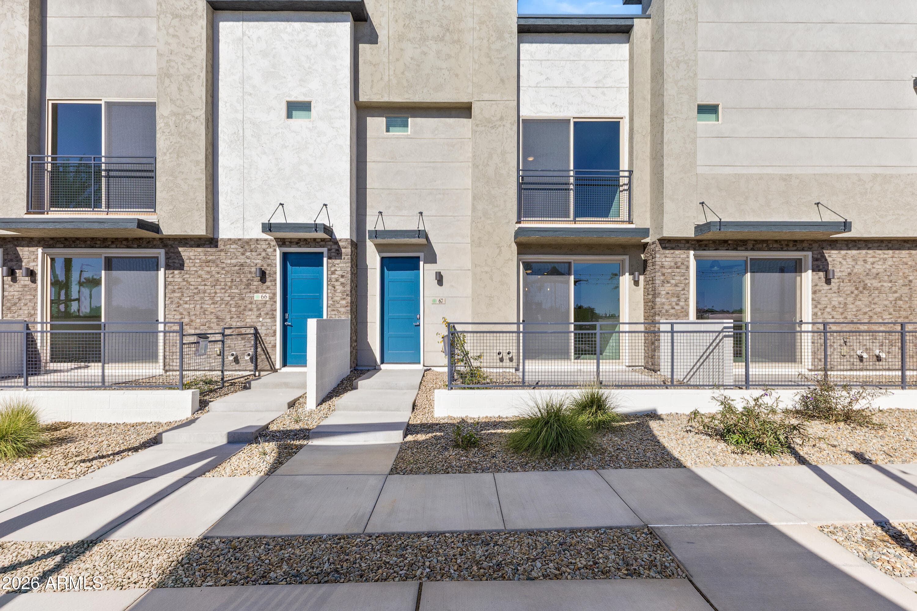 651 N Ironwood Dr 67 — photo 2