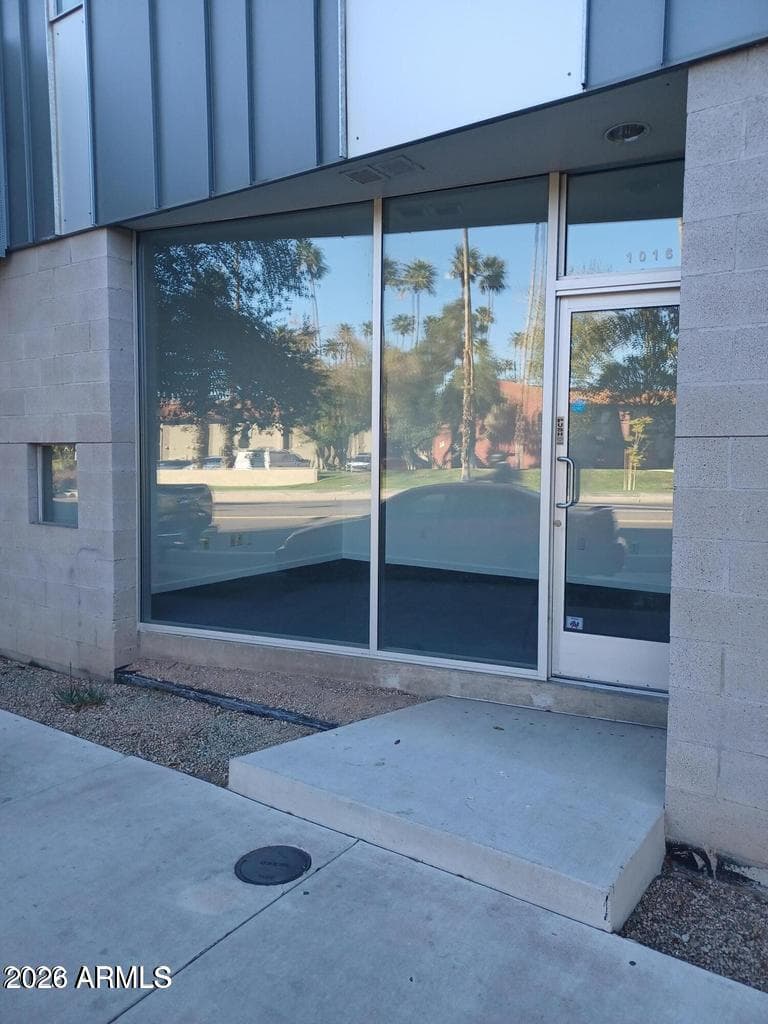 1111 W University Dr 1016 — photo 2